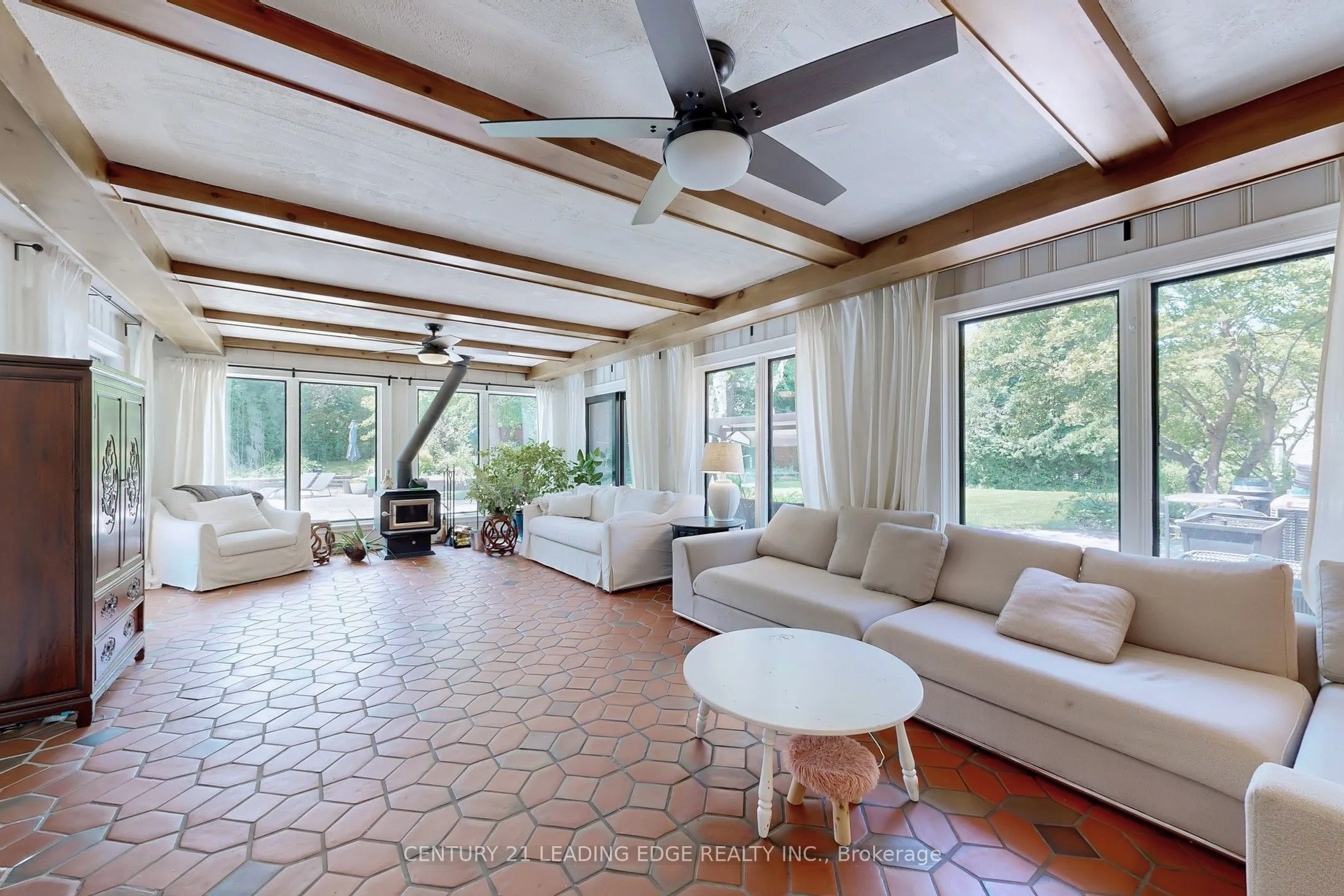 18 Ridgevale Drive