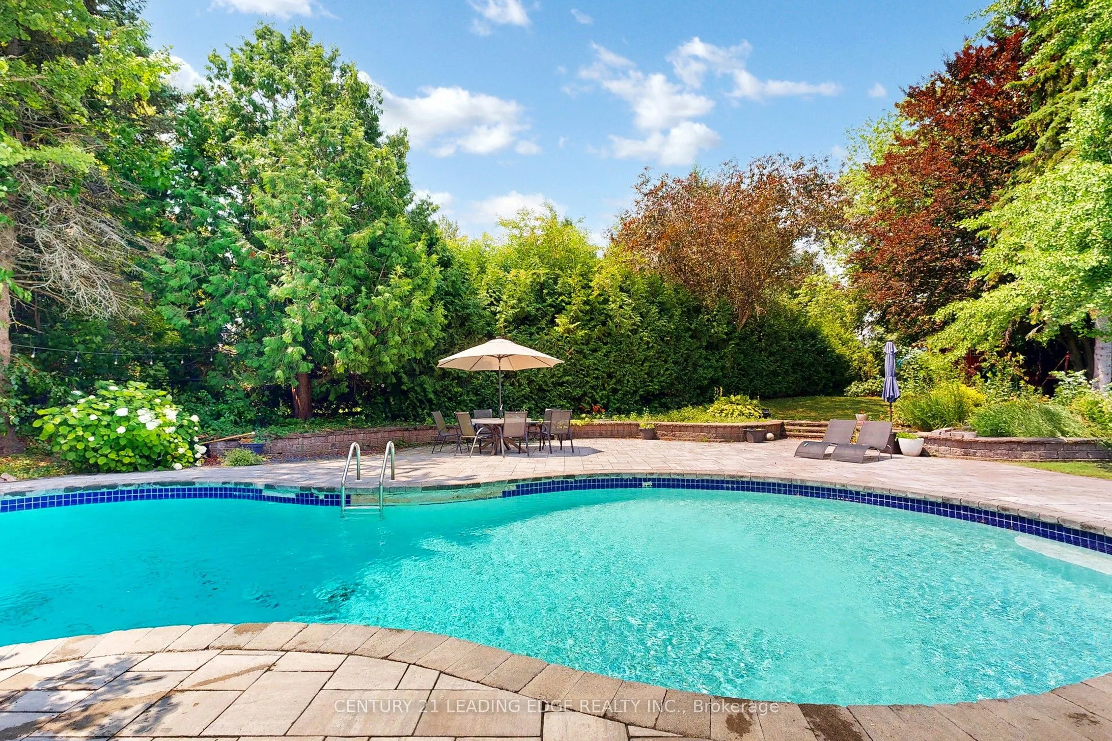18 Ridgevale Drive