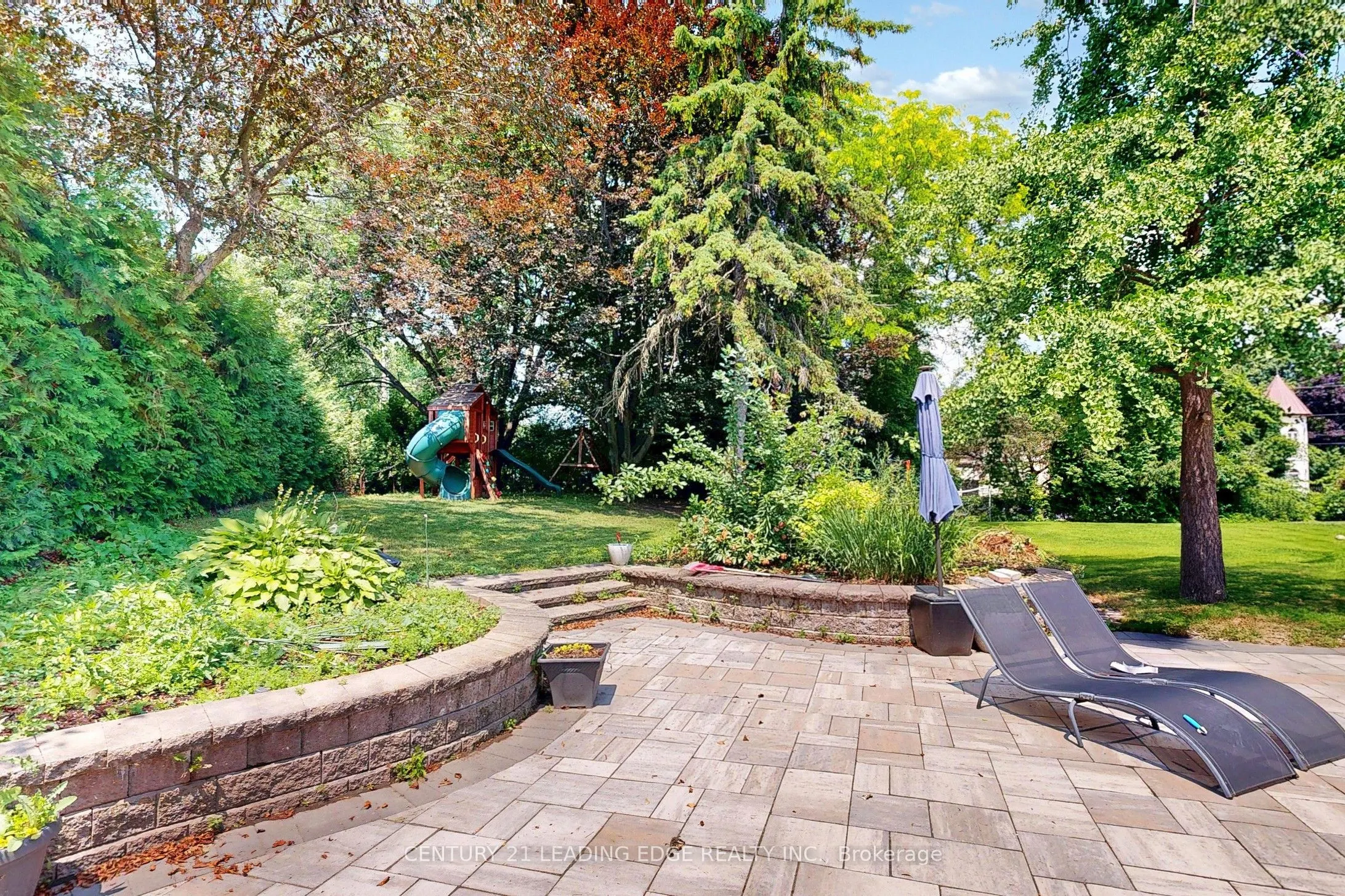 18 Ridgevale Drive
