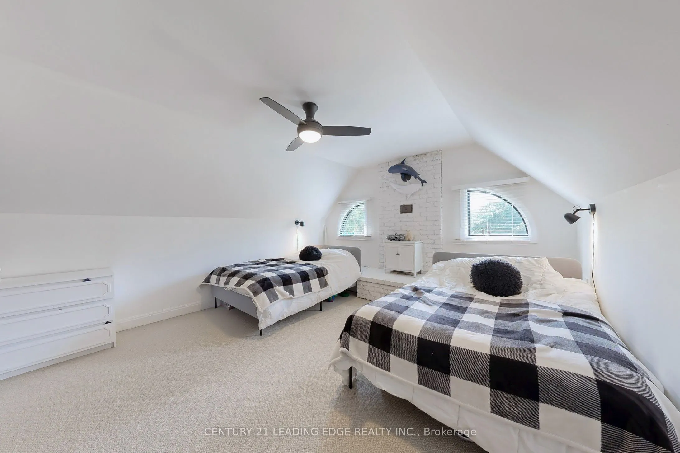 18 Ridgevale Drive