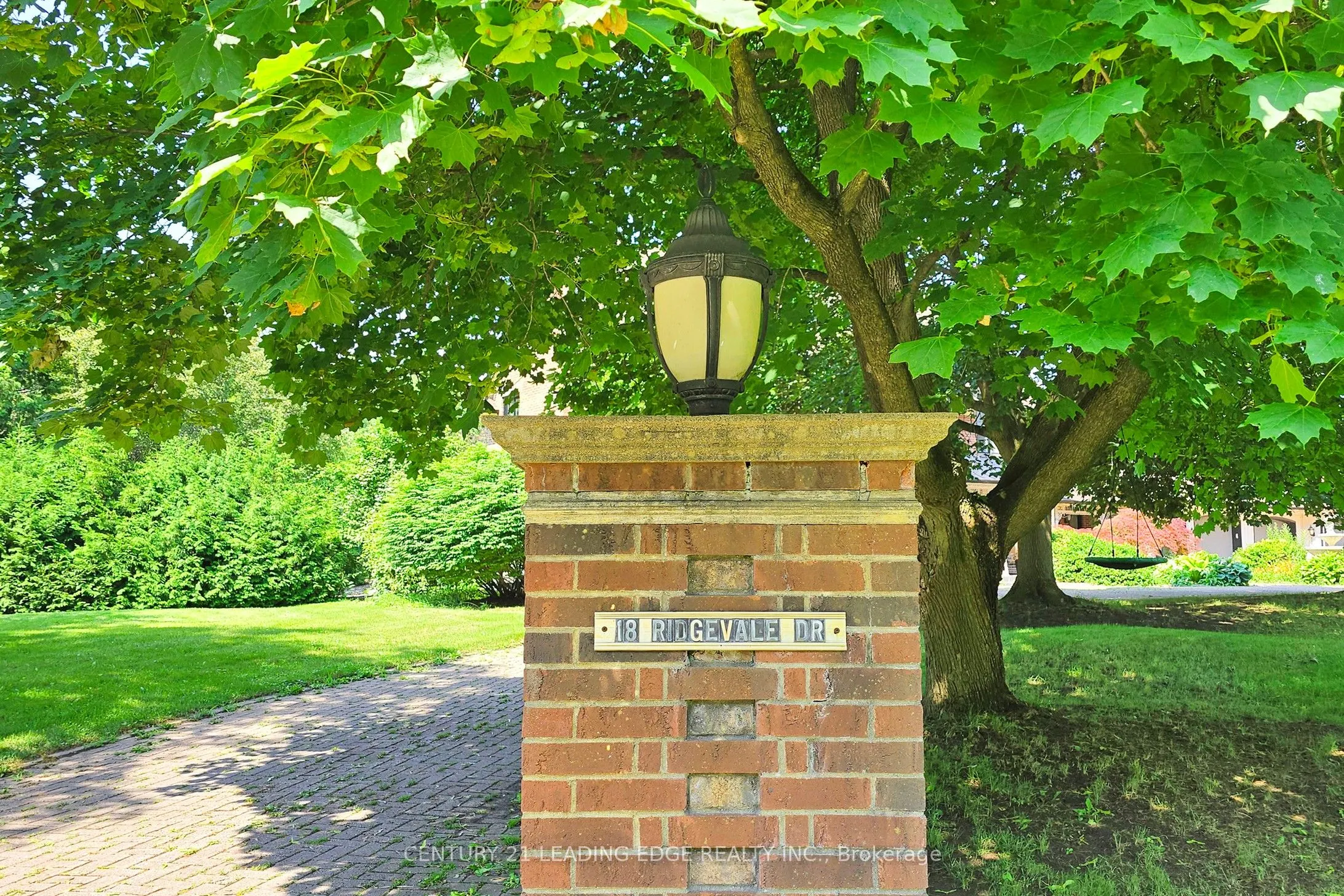 18 Ridgevale Drive