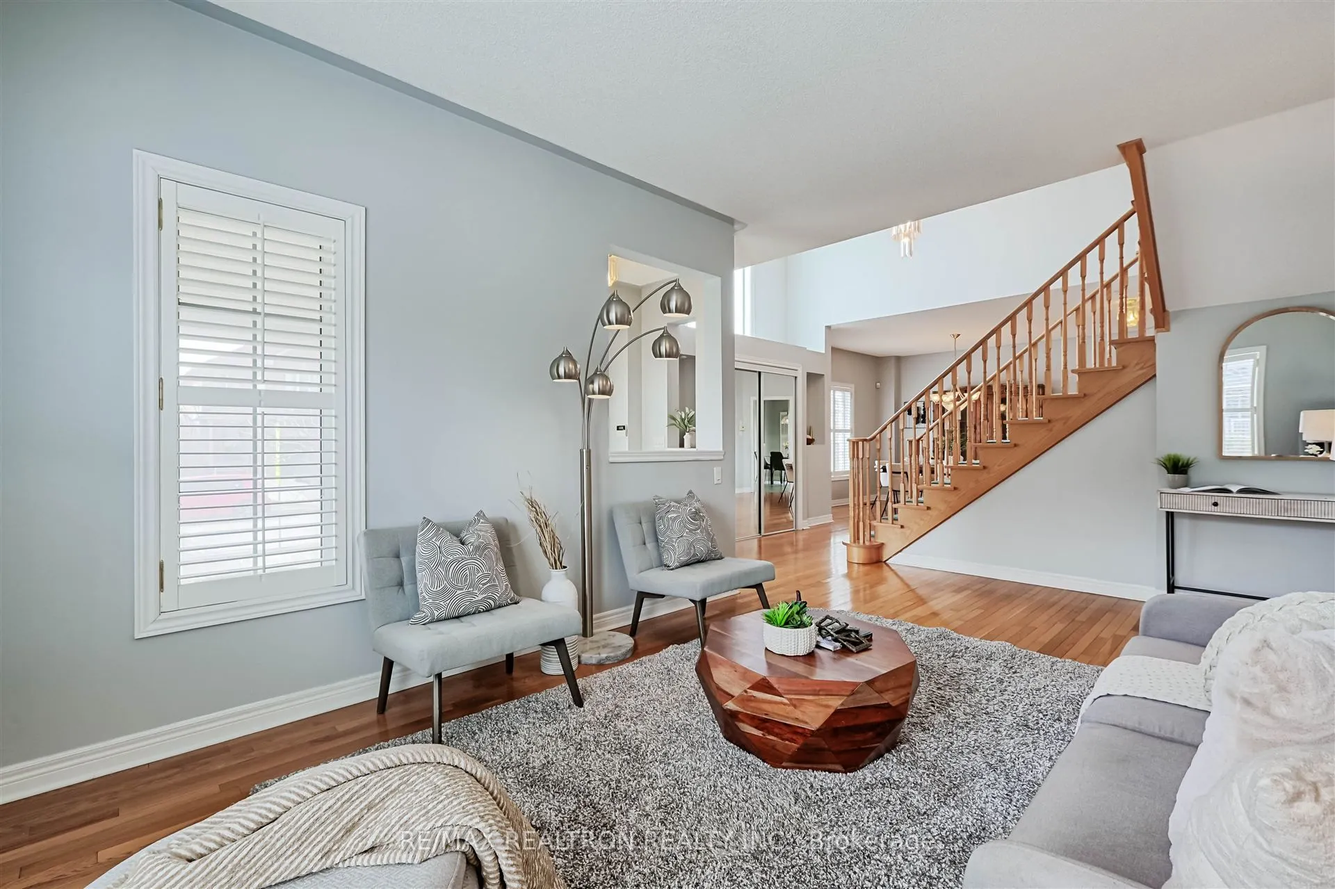 2 Foxfield Crescent