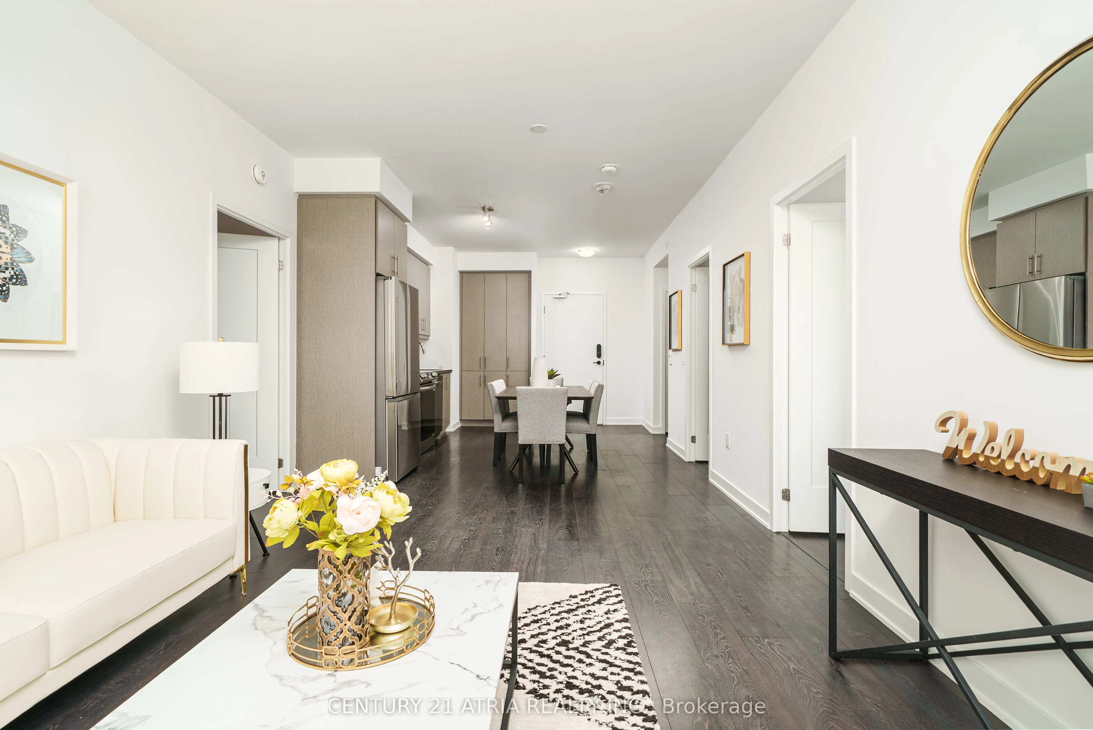 105 Oneida Crescent, #LPH01