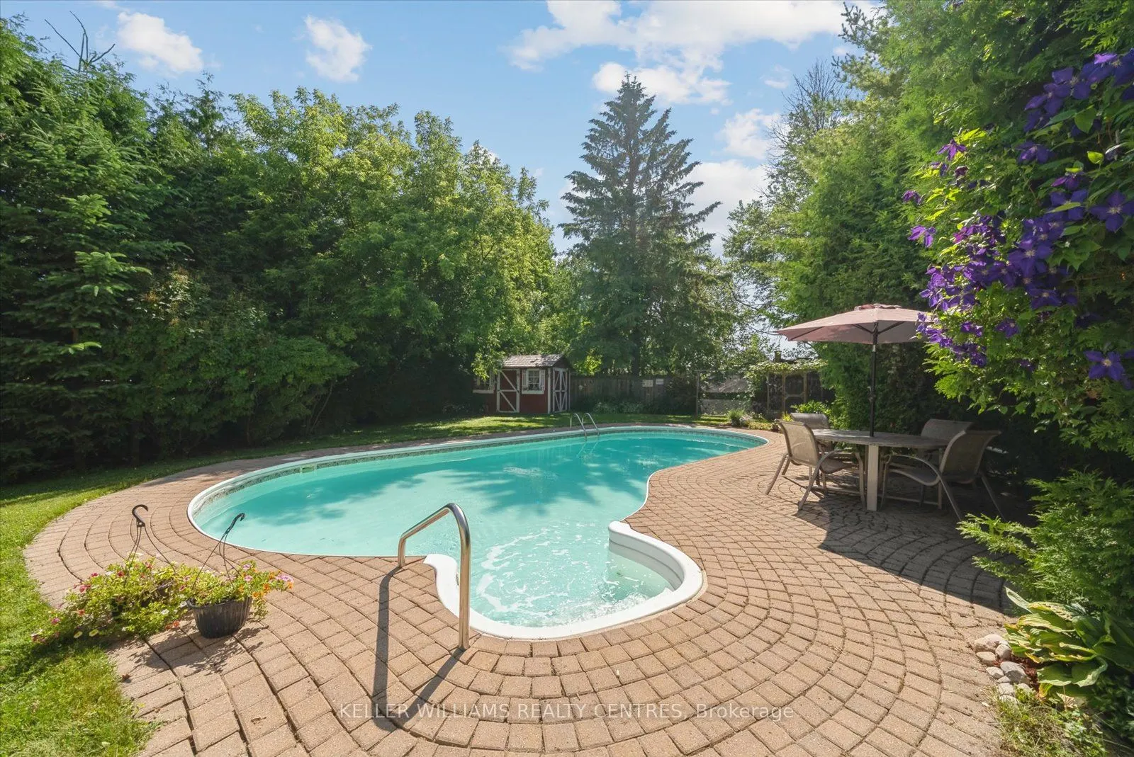26 Stonehill Boulevard