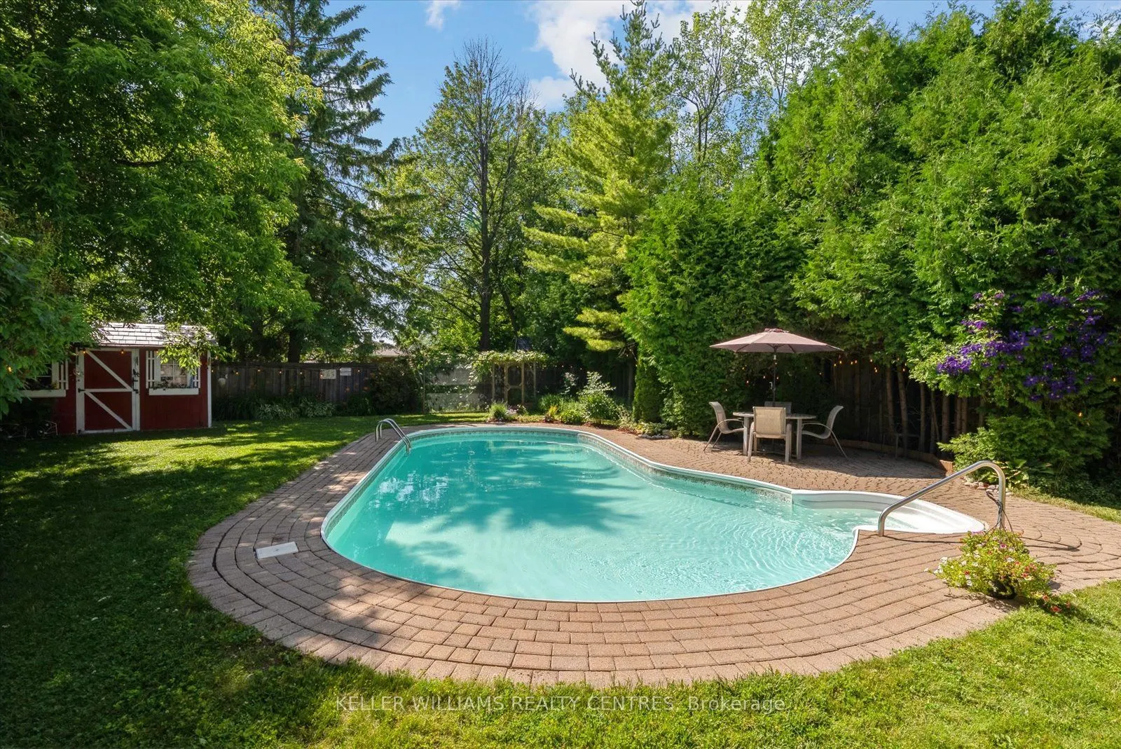 26 Stonehill Boulevard