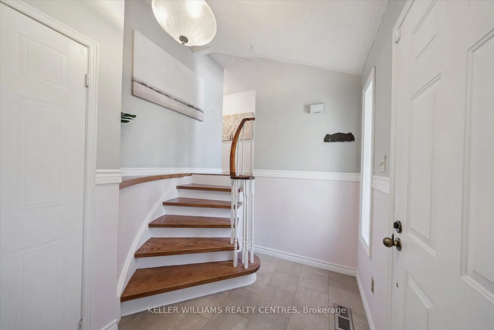 26 Stonehill Boulevard