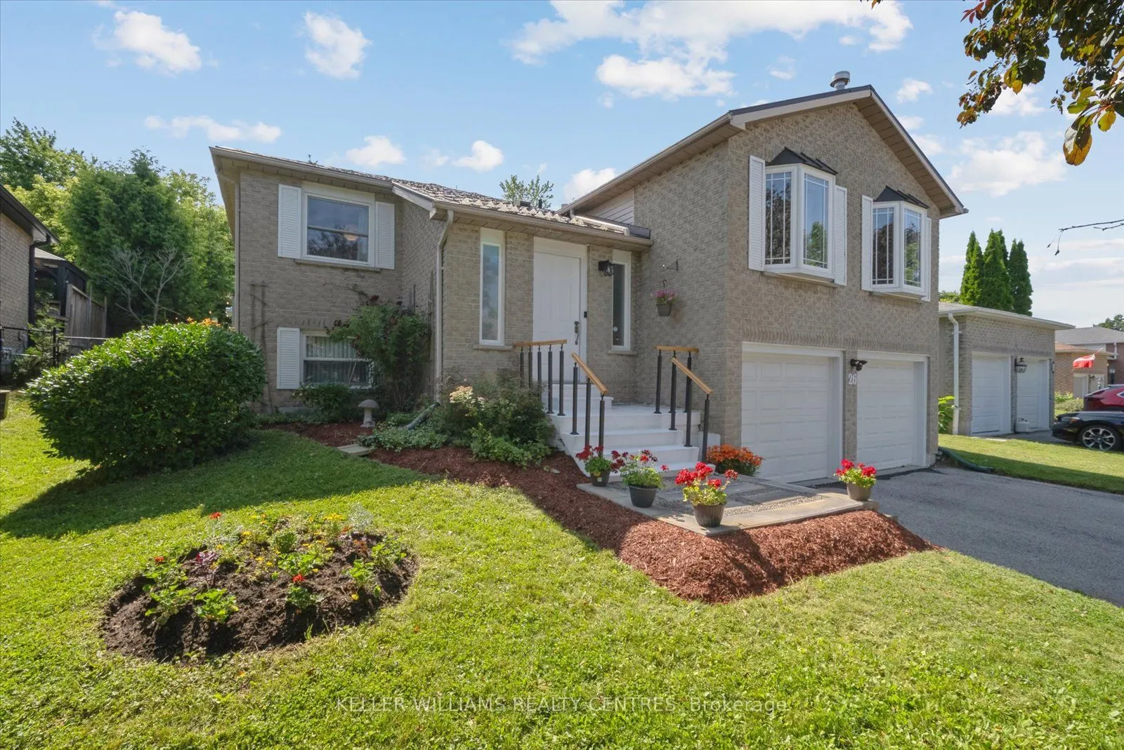 26 Stonehill Boulevard