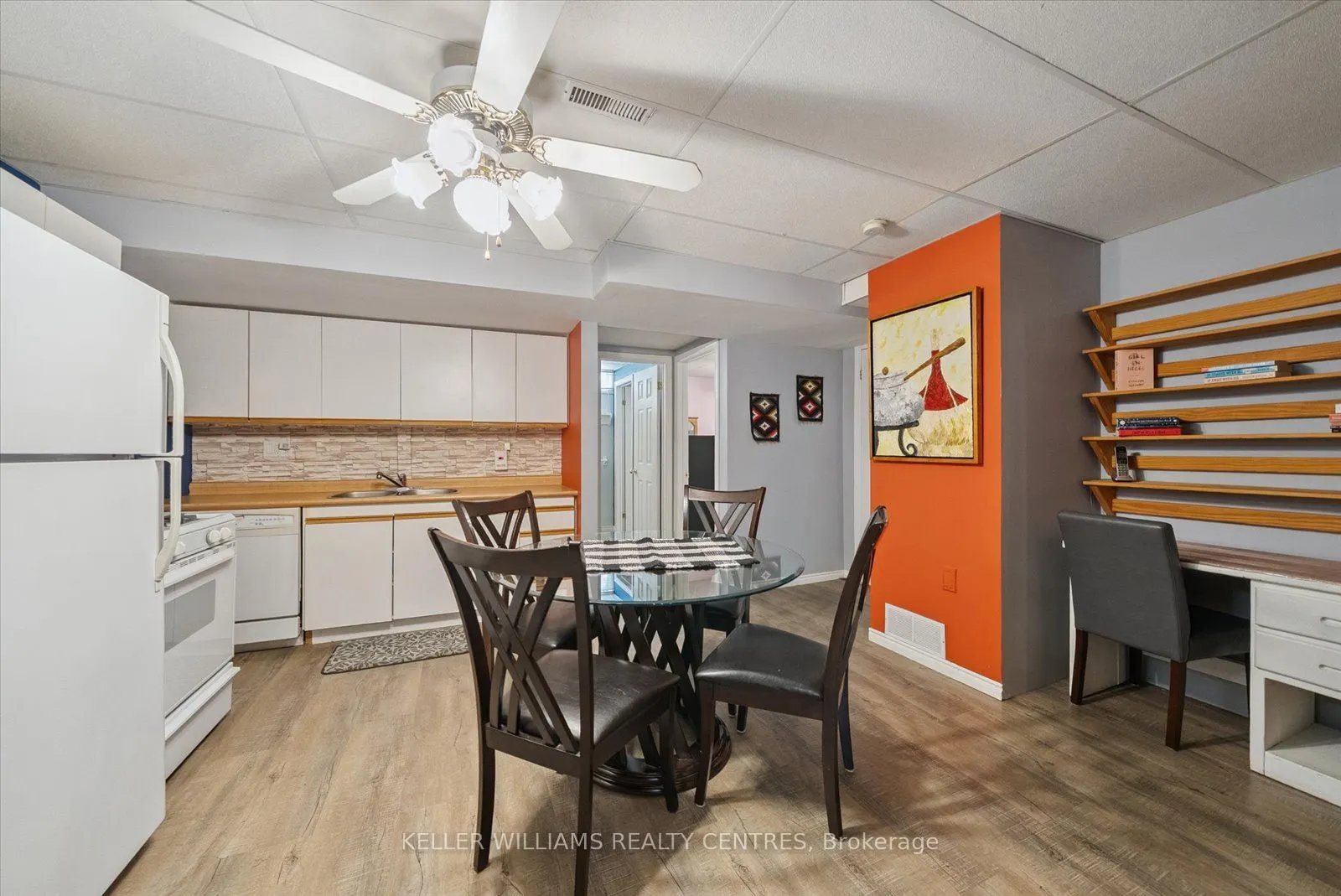 26 Stonehill Boulevard