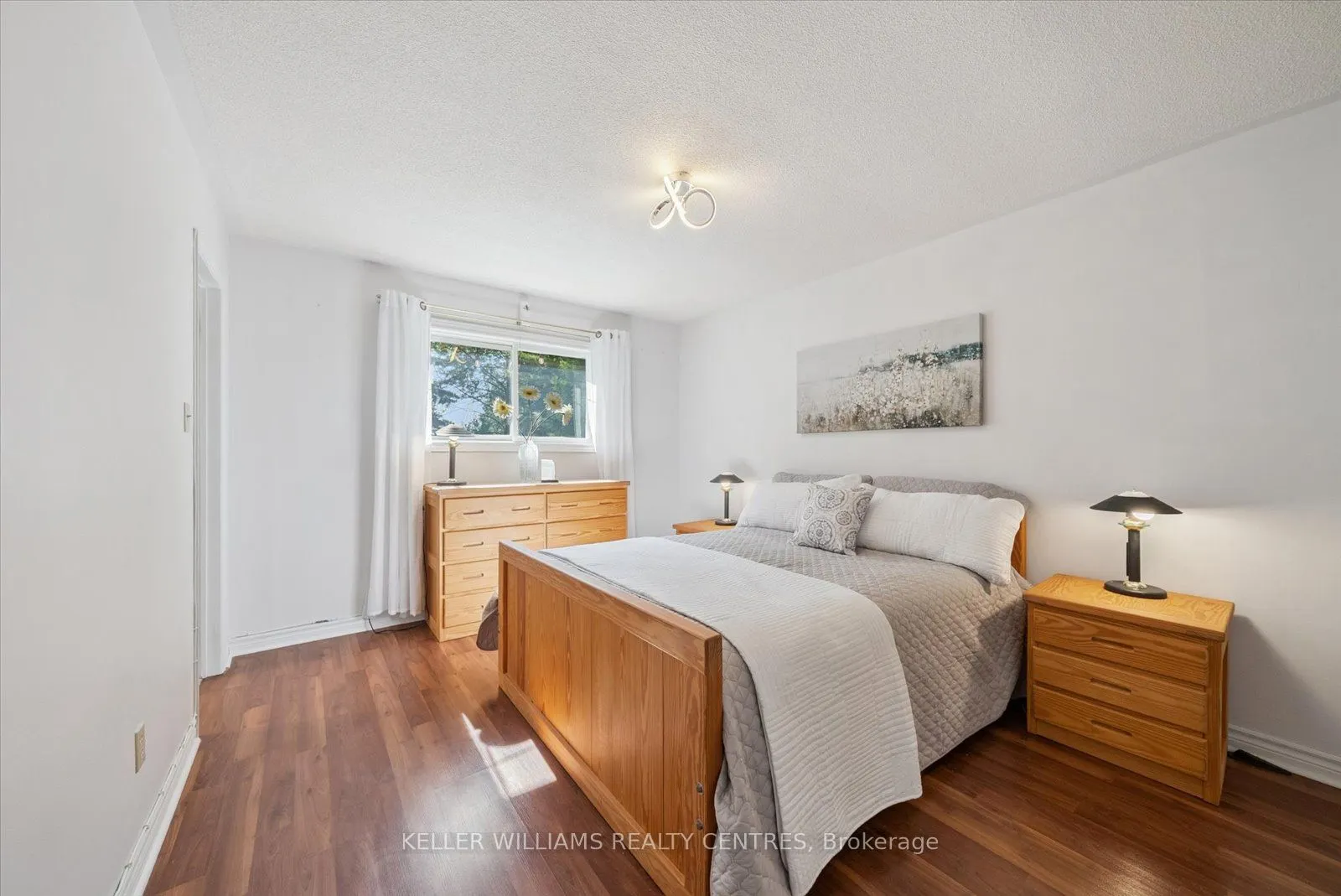 26 Stonehill Boulevard