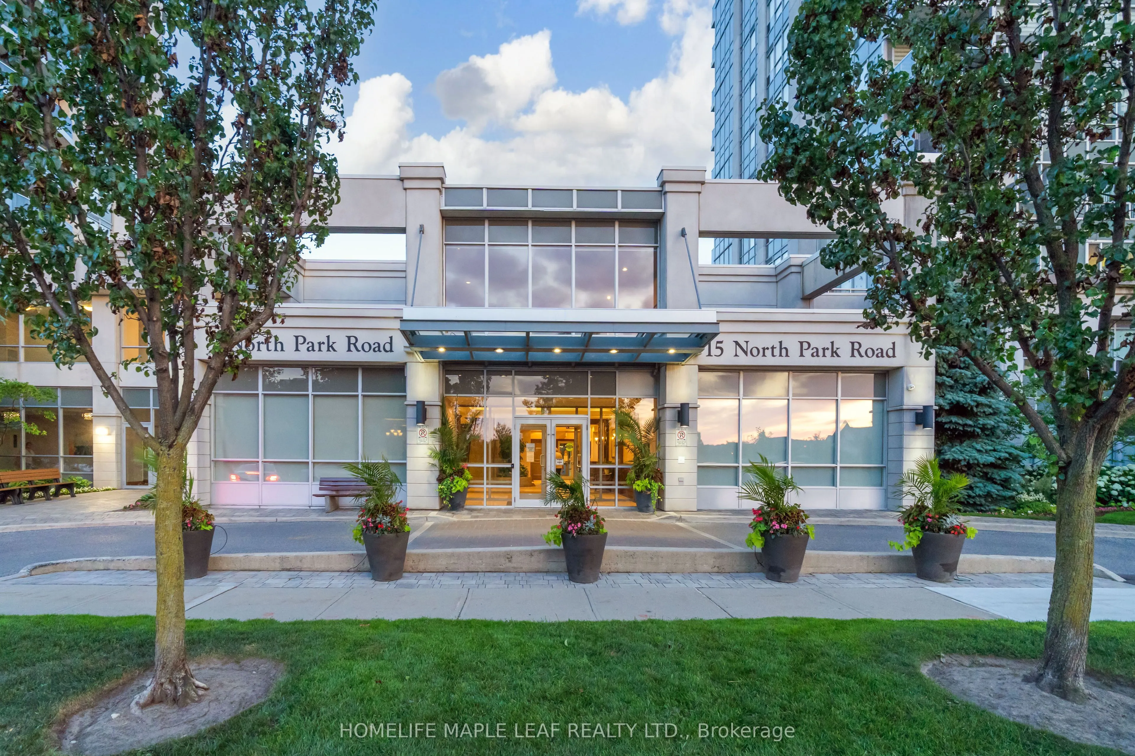 7 North Park Road, #1406