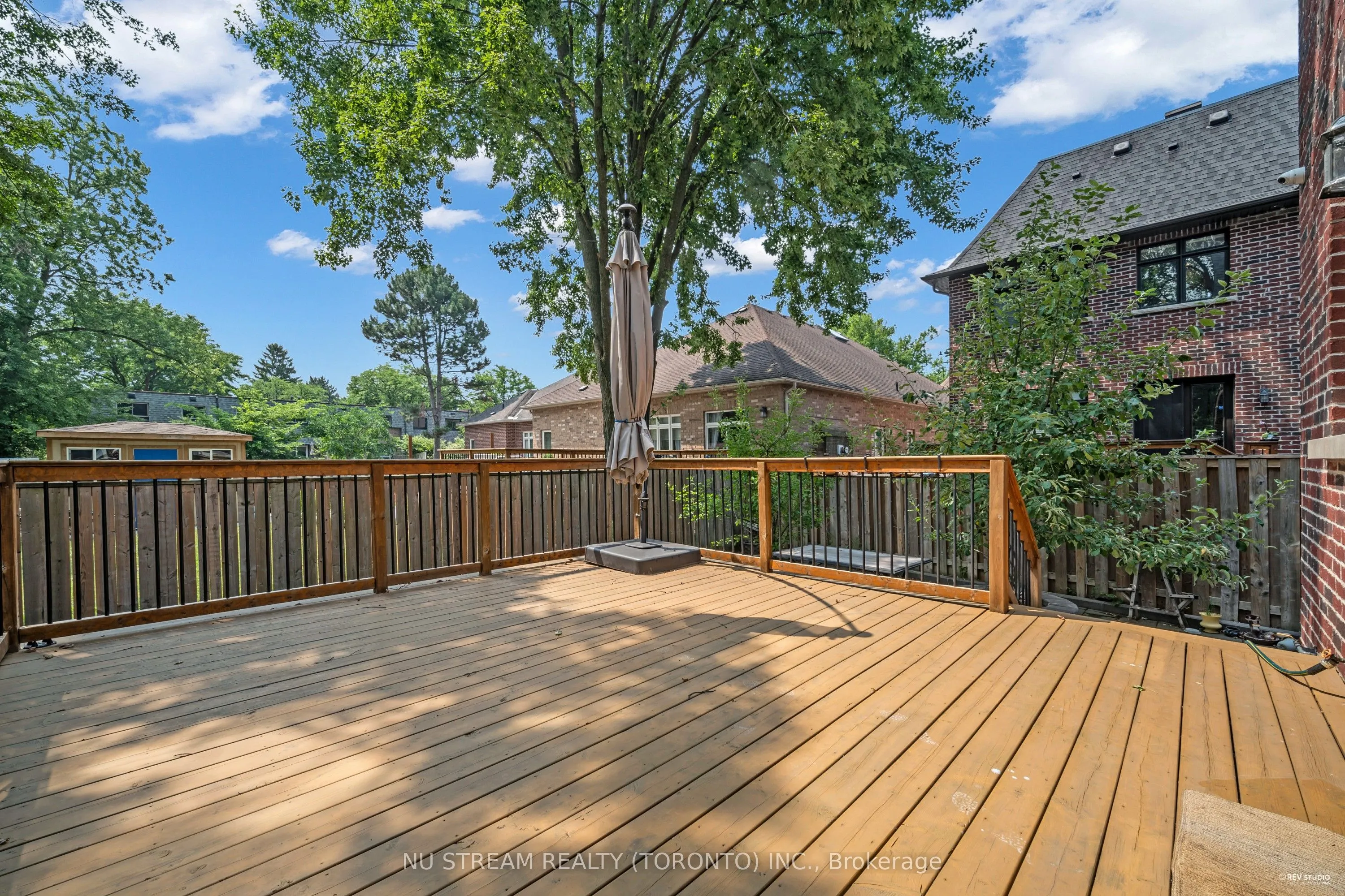 3 Greentree Road