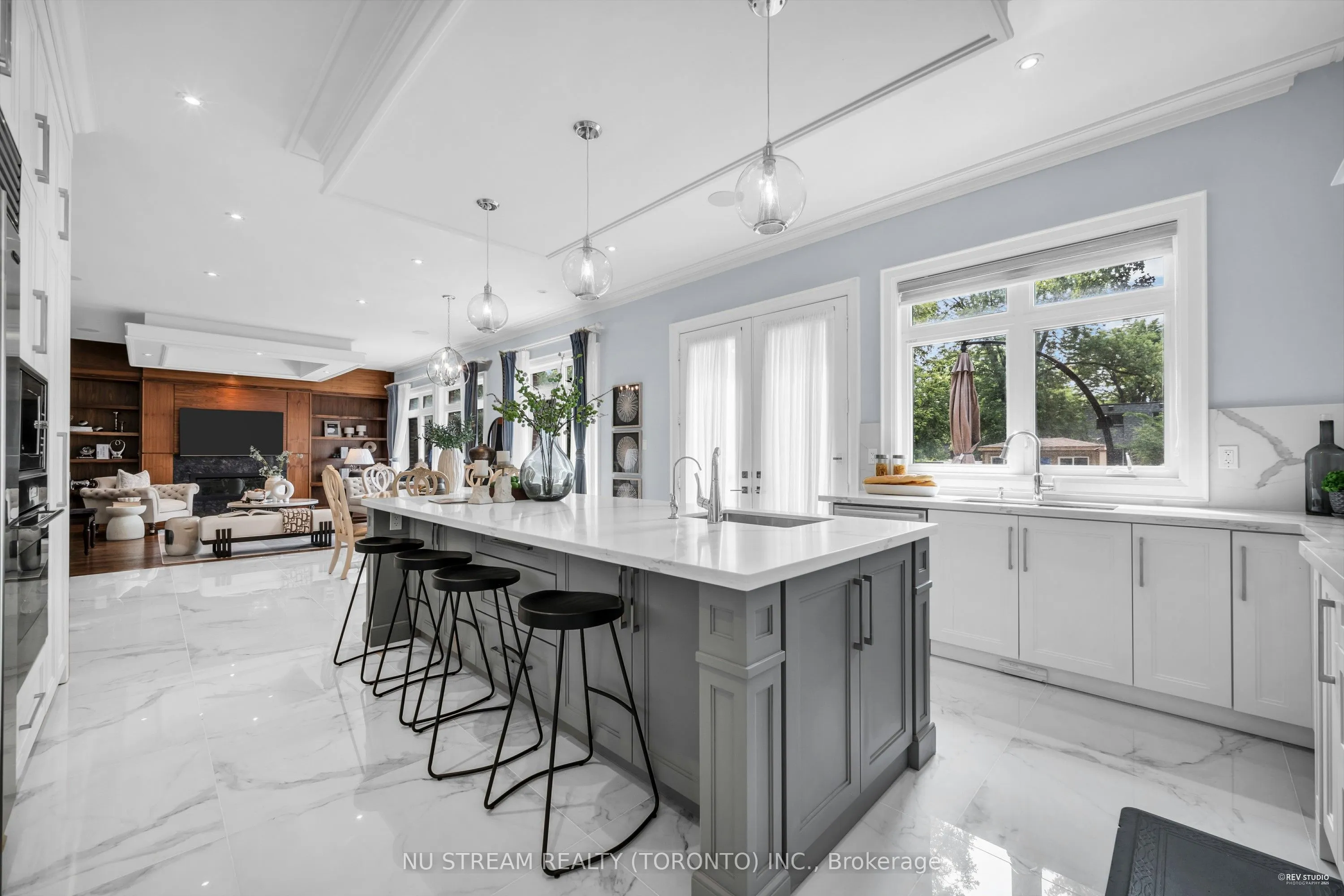 3 Greentree Road