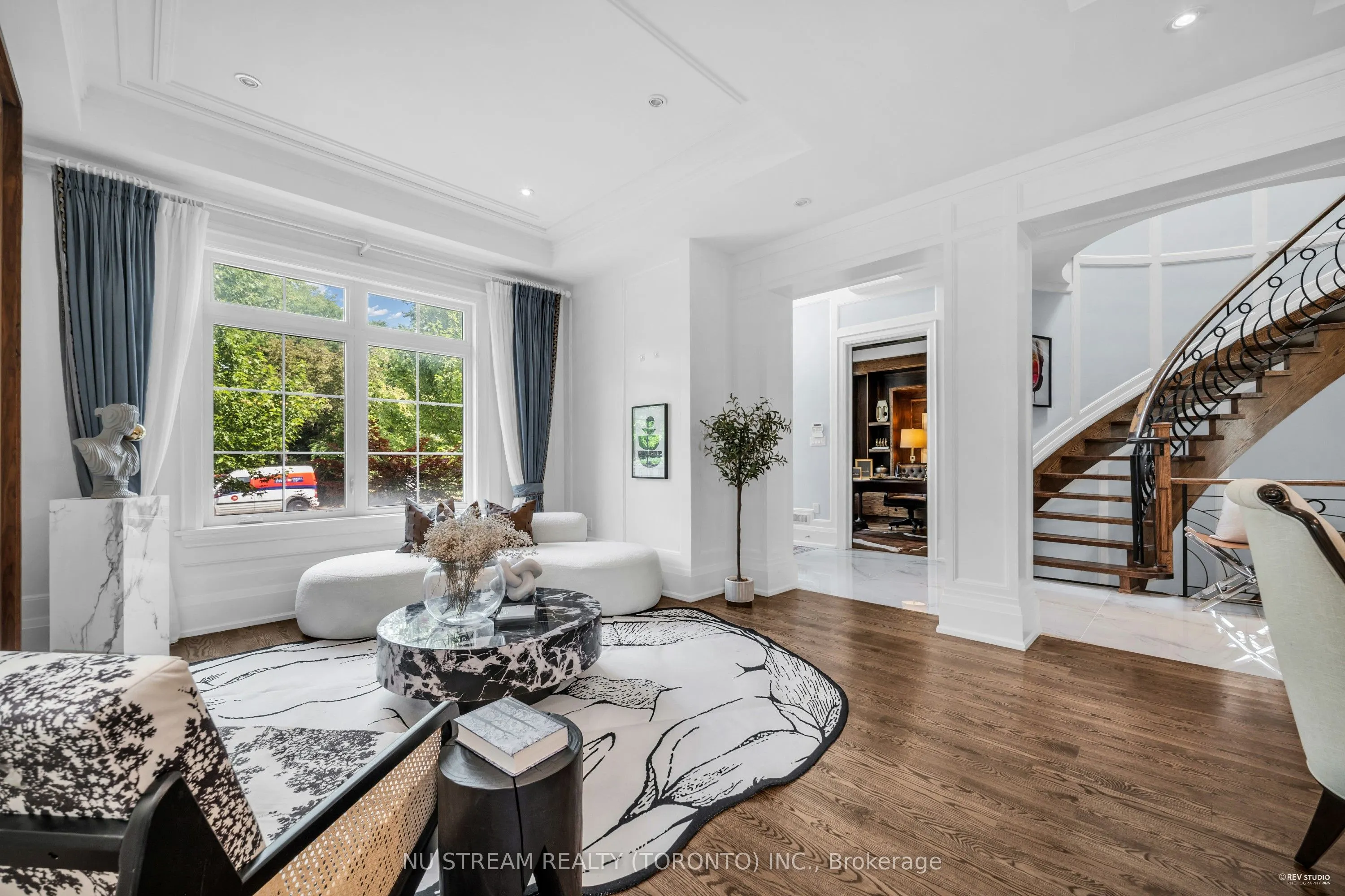3 Greentree Road