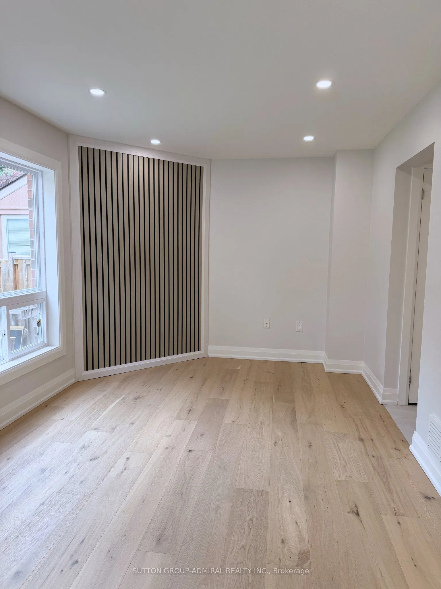 44 Bayel Crescent