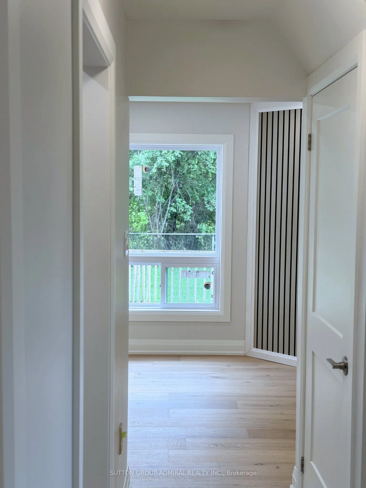 44 Bayel Crescent