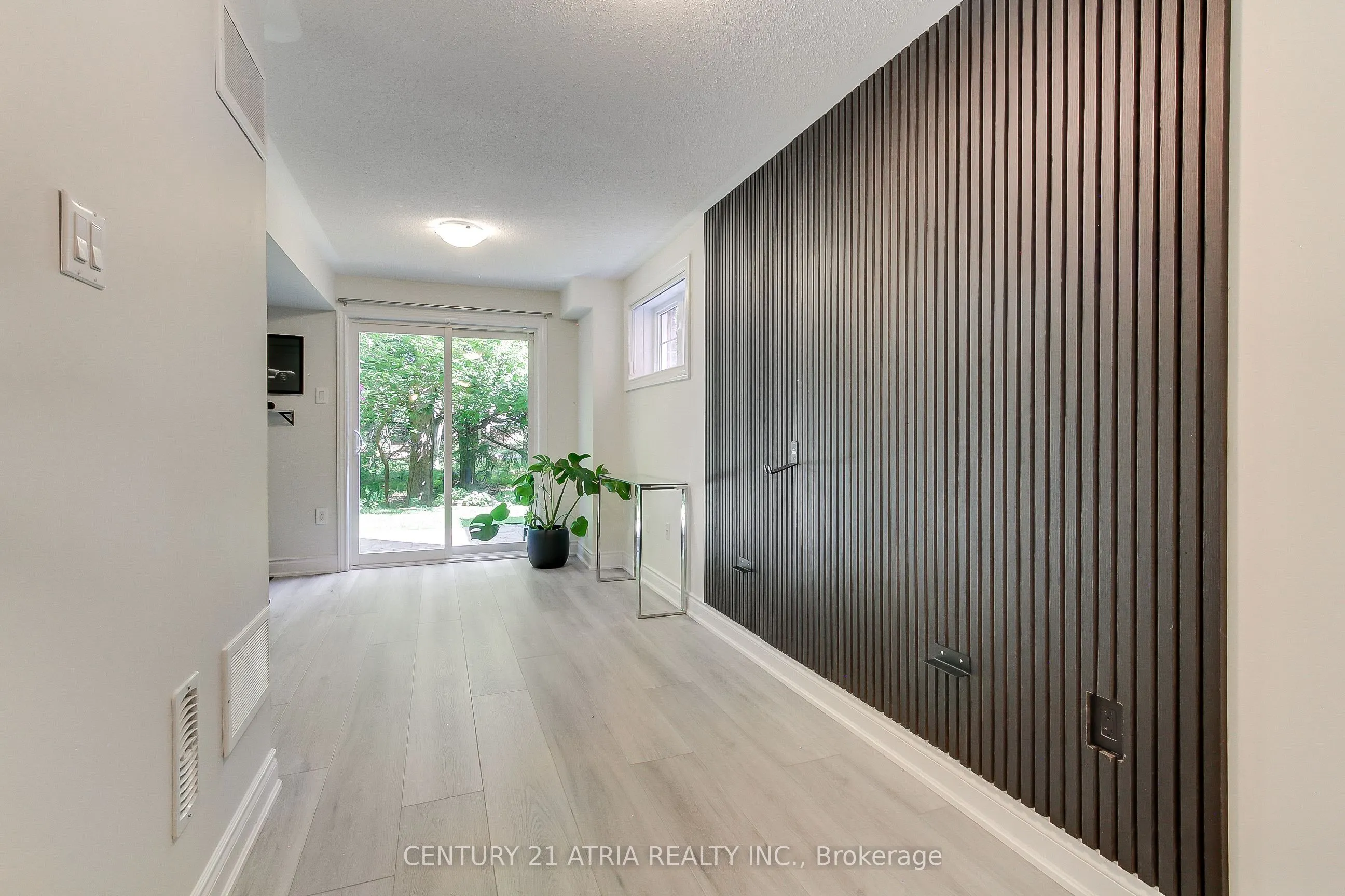776 Harry Syratt Avenue, #37