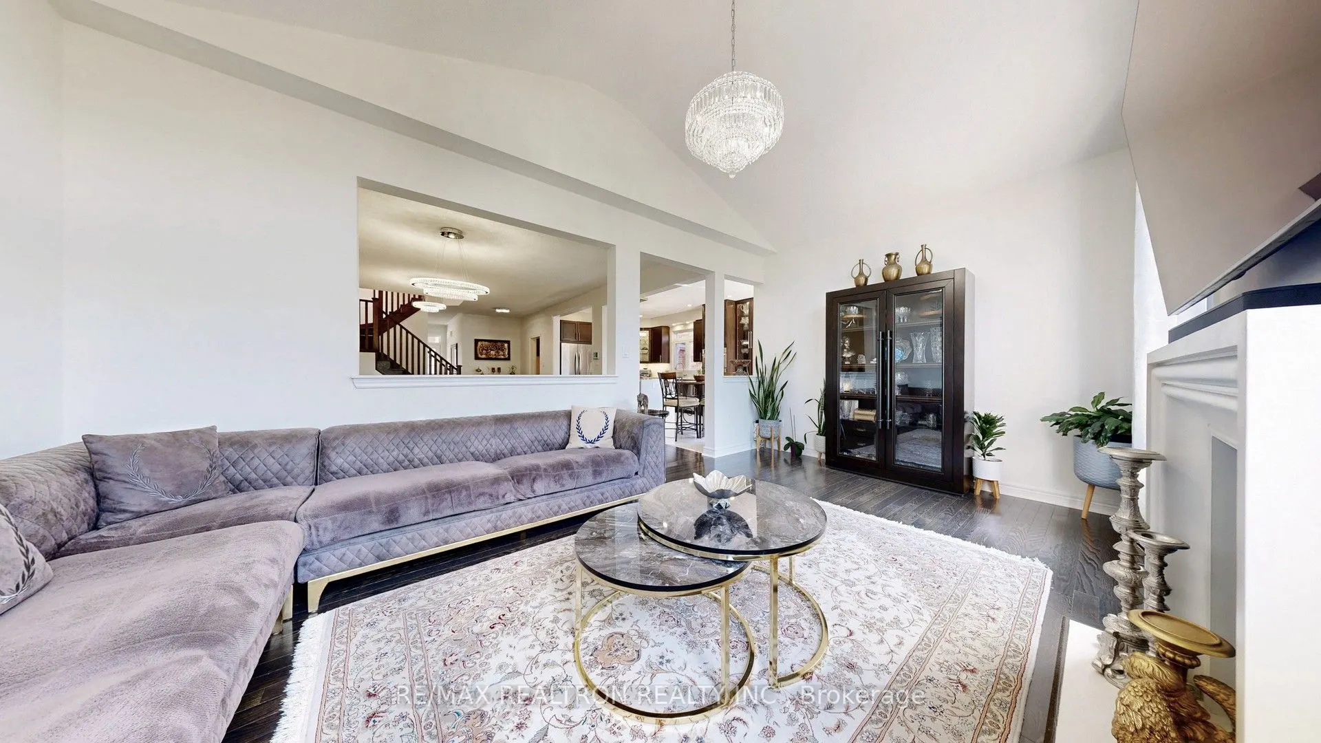 35 Amberwing Landing
