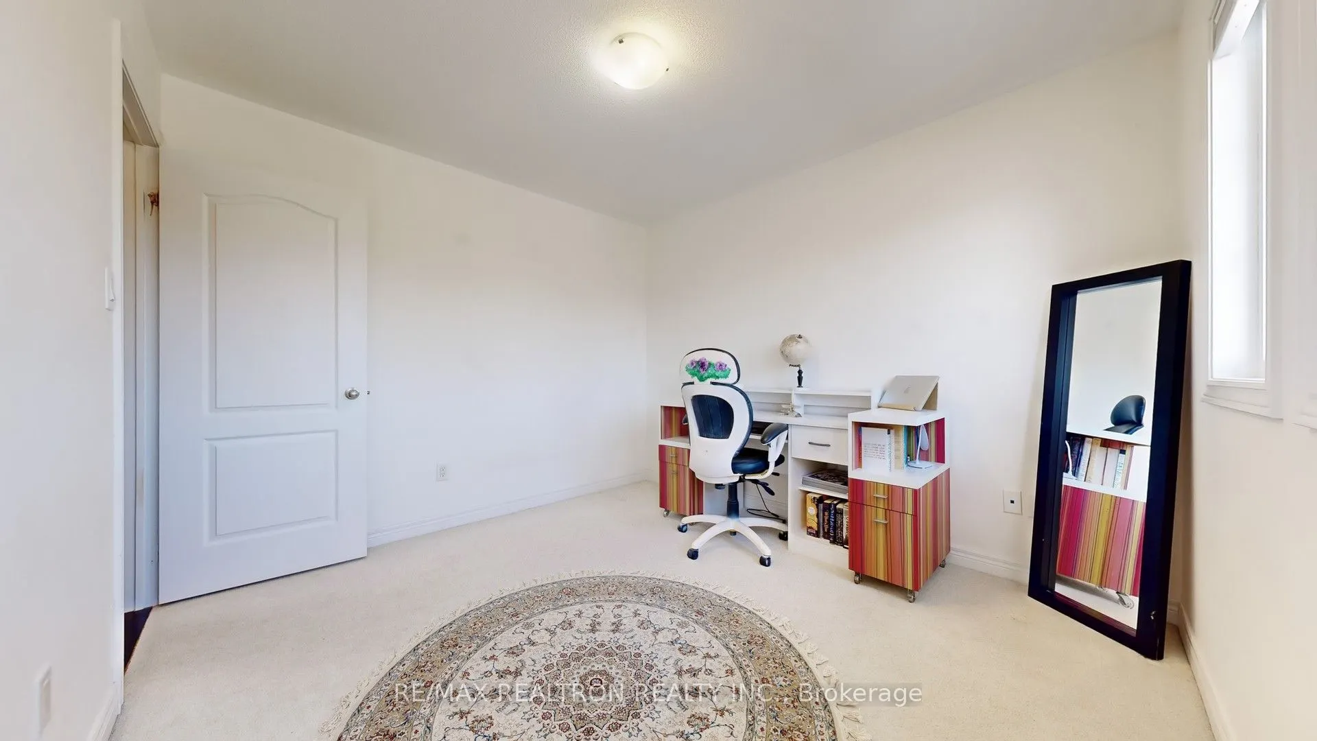 35 Amberwing Landing