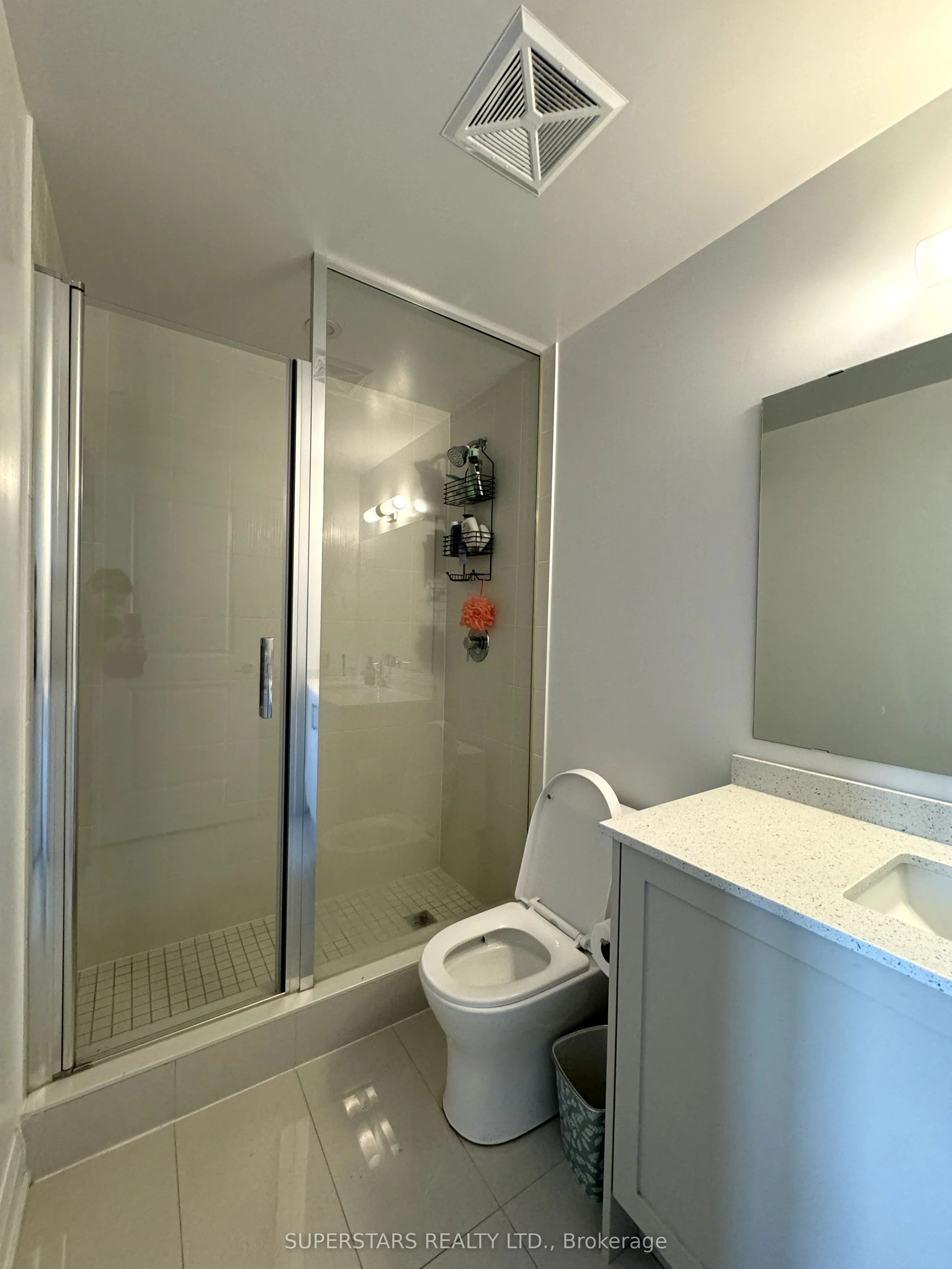 10 Gatineau Drive, #711