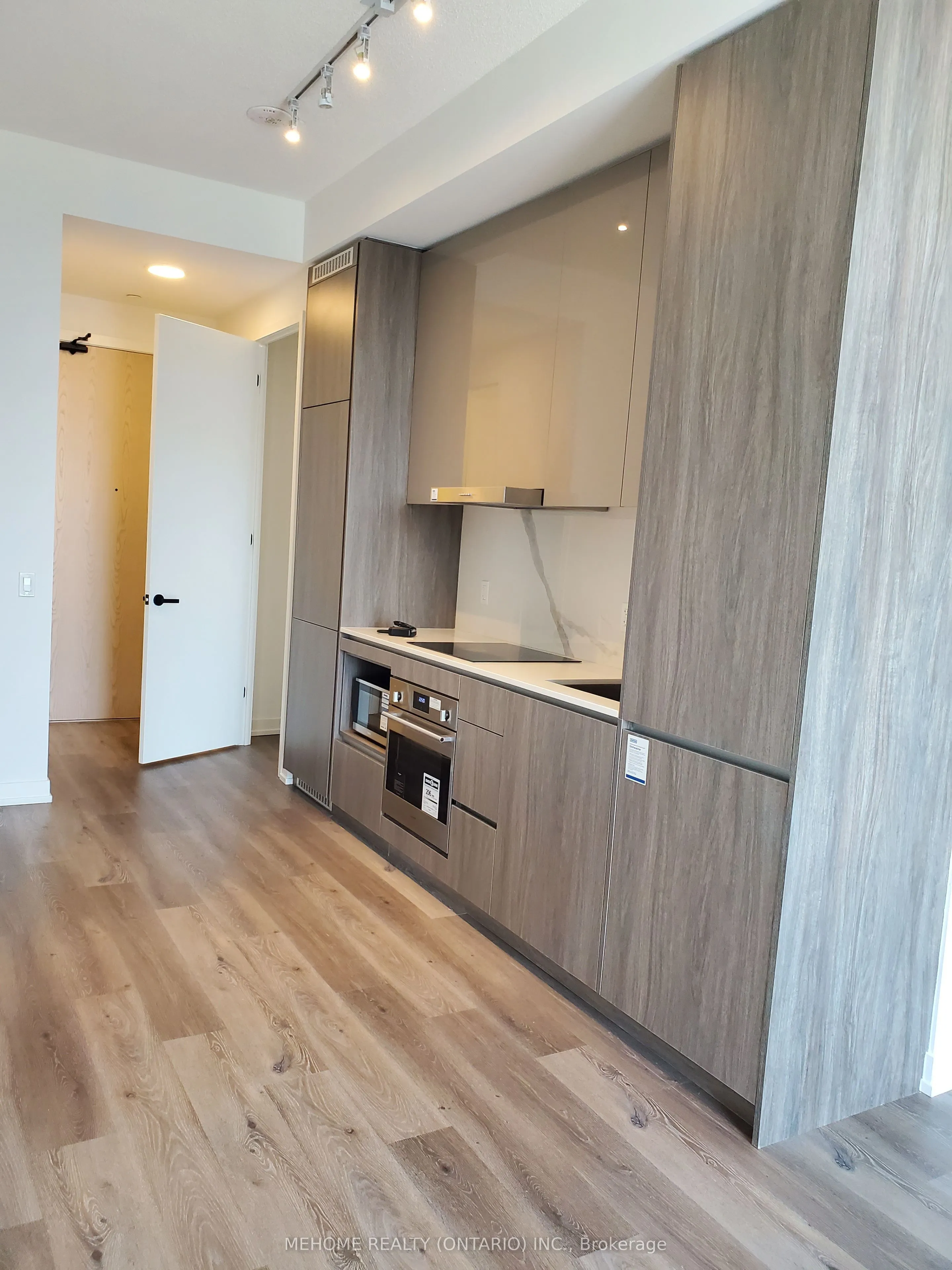 28 Interchange Way, ##709