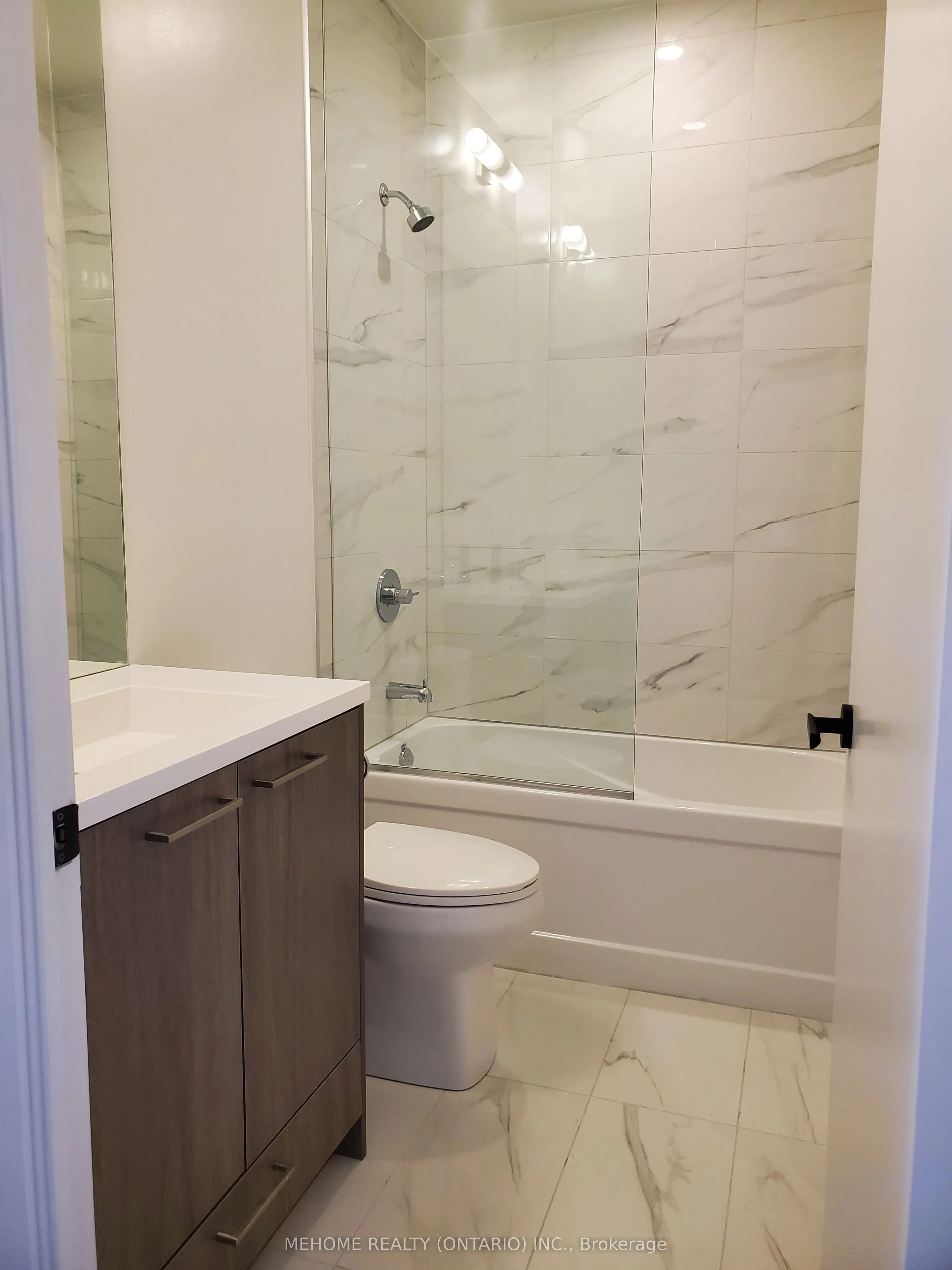 28 Interchange Way, ##709