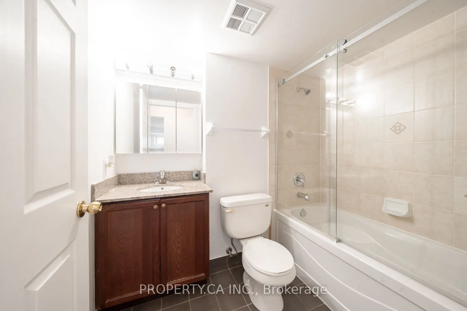 185 Oneida Crescent, #910