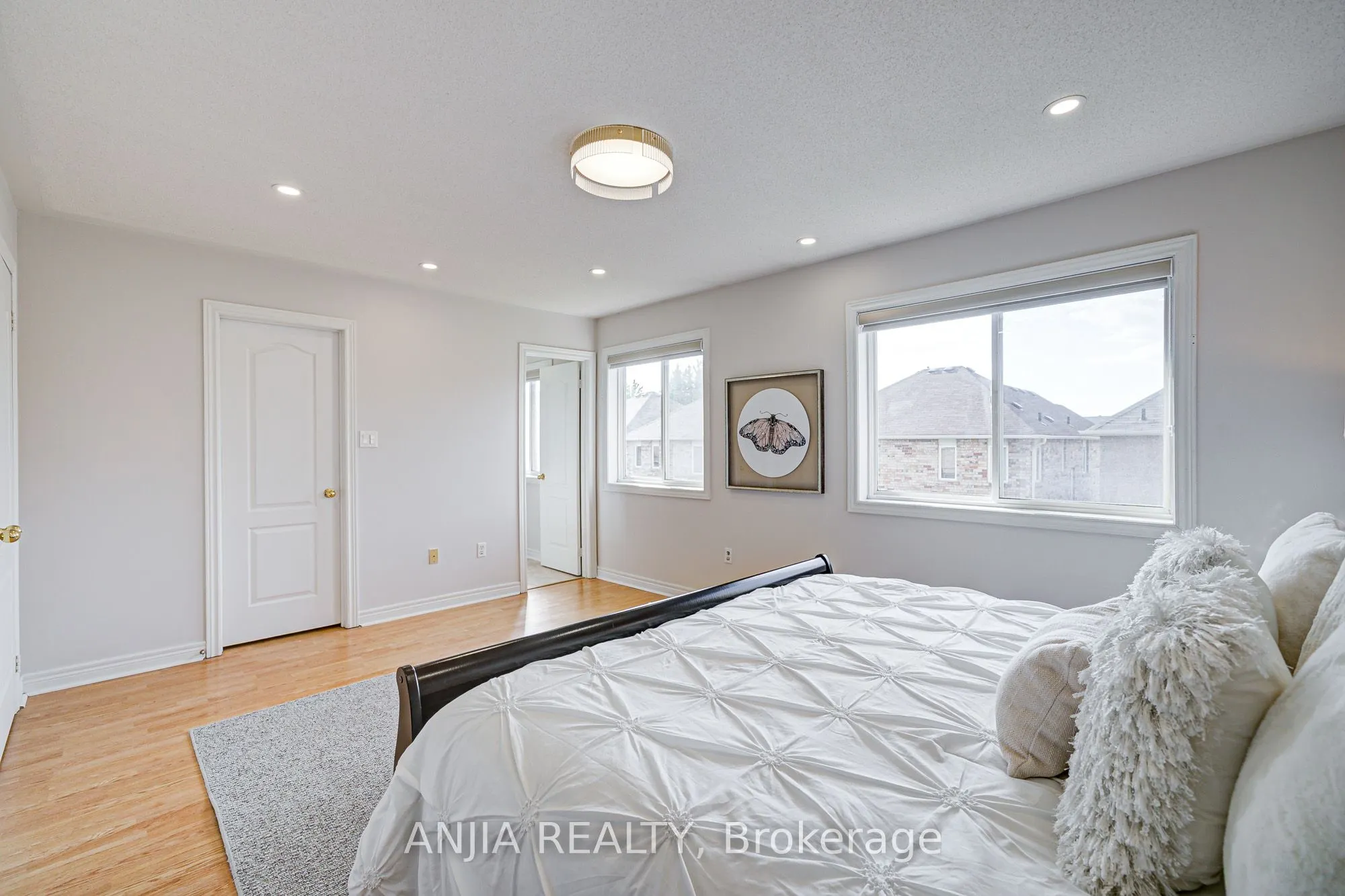 140 Edward Jefferys Avenue