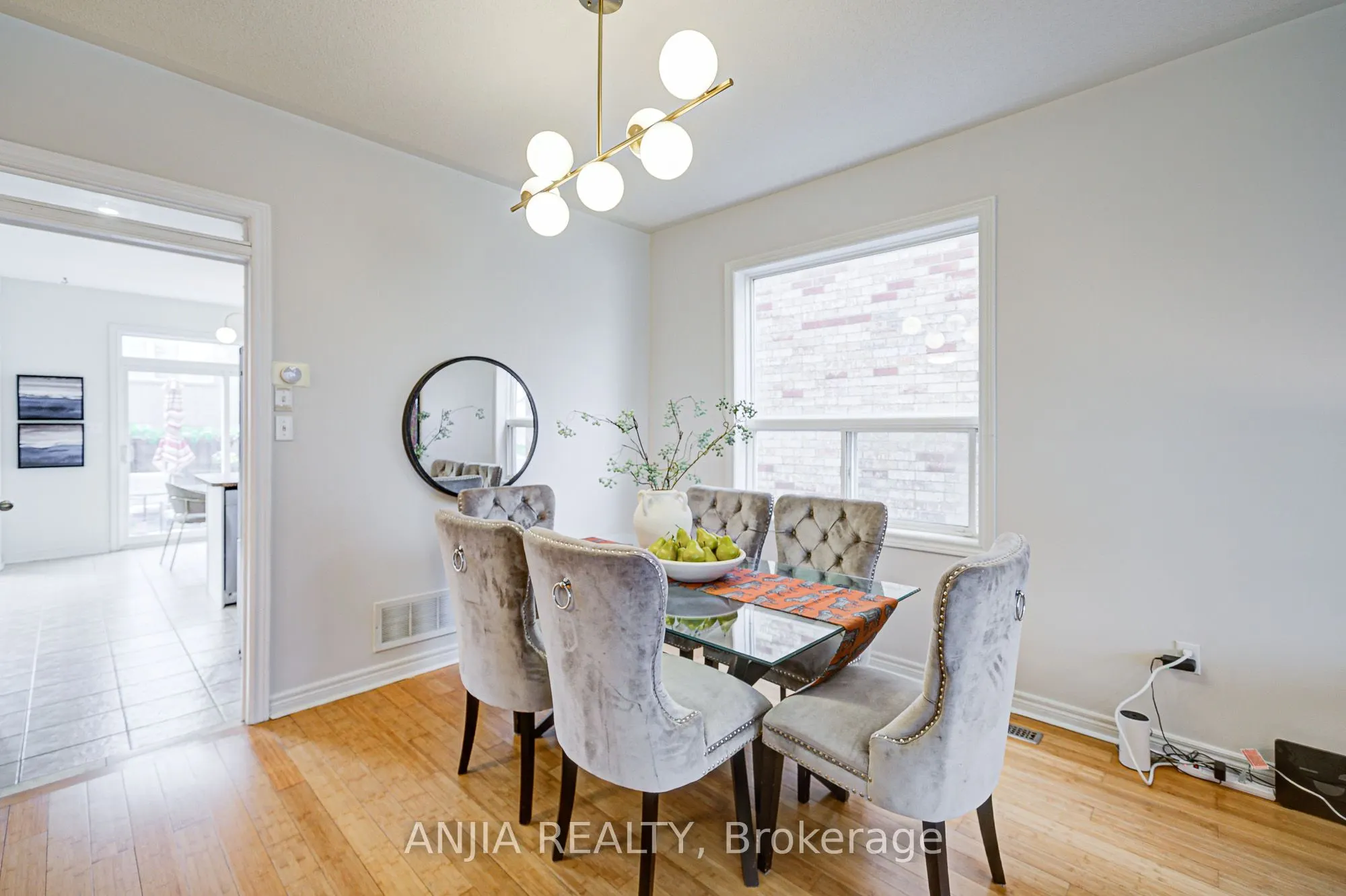 140 Edward Jefferys Avenue