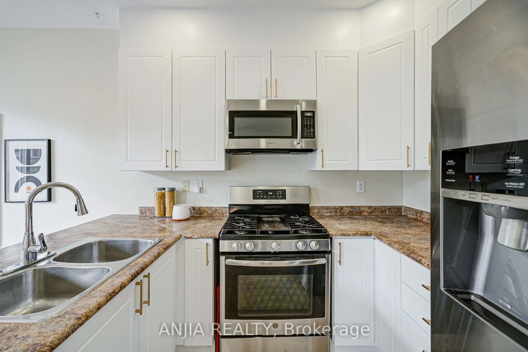 140 Edward Jefferys Avenue