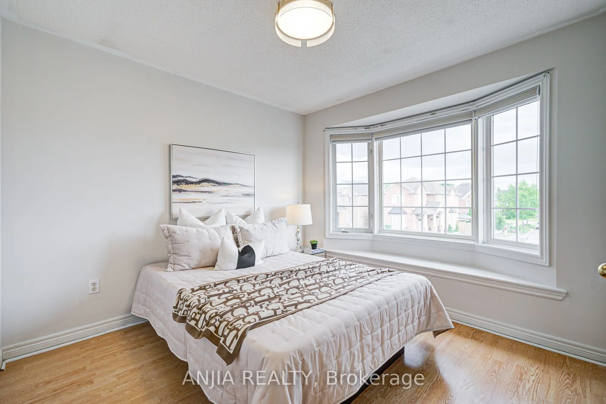 140 Edward Jefferys Avenue