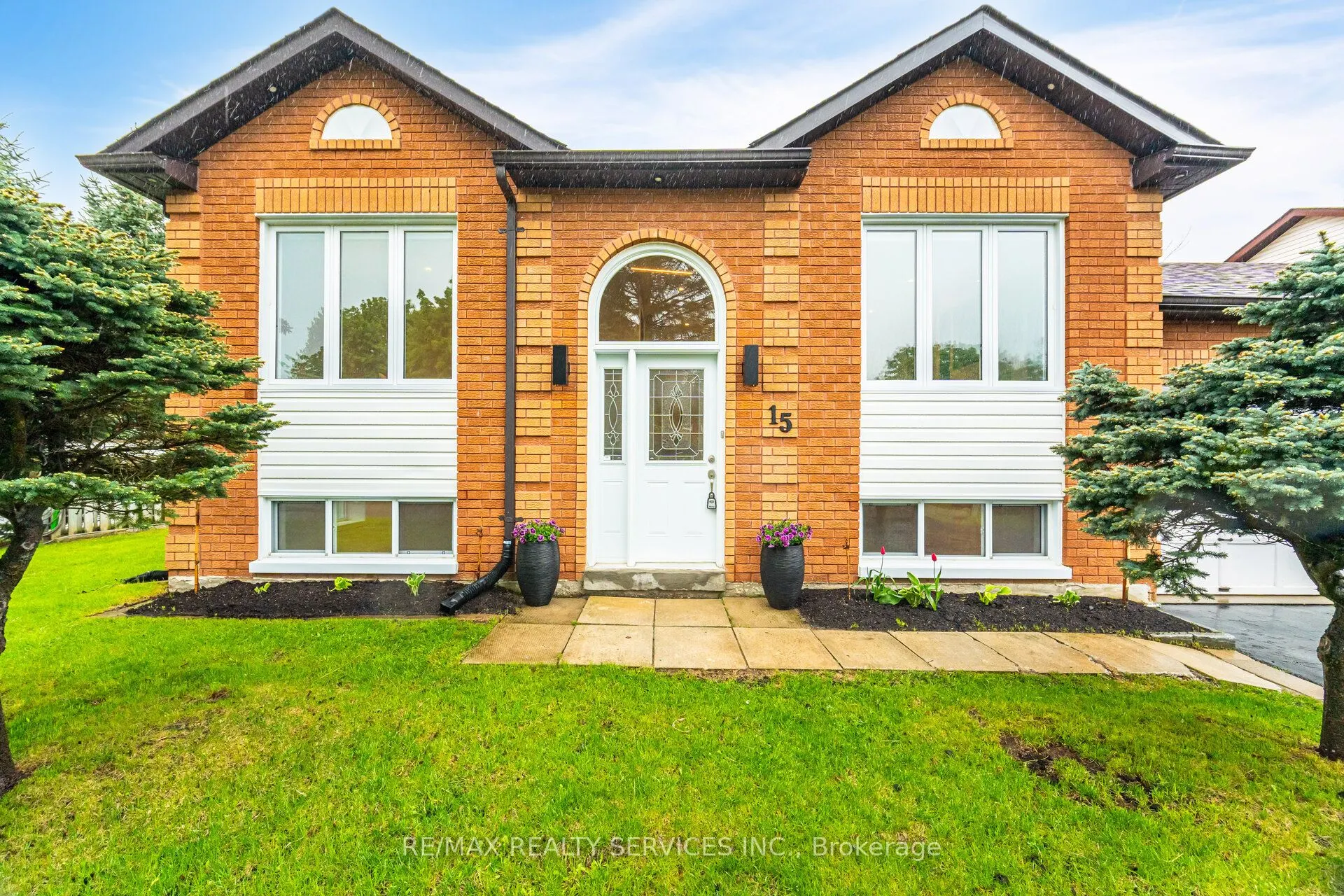 15 Berkar Street