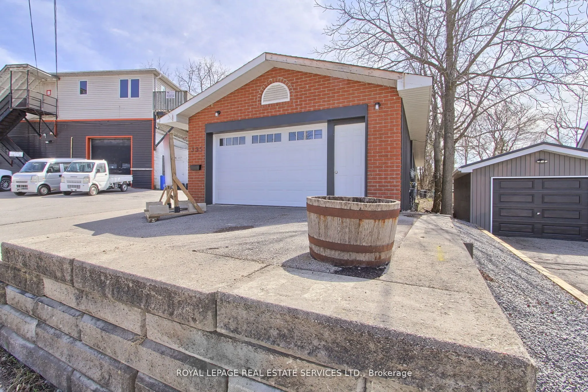395 Bay Street