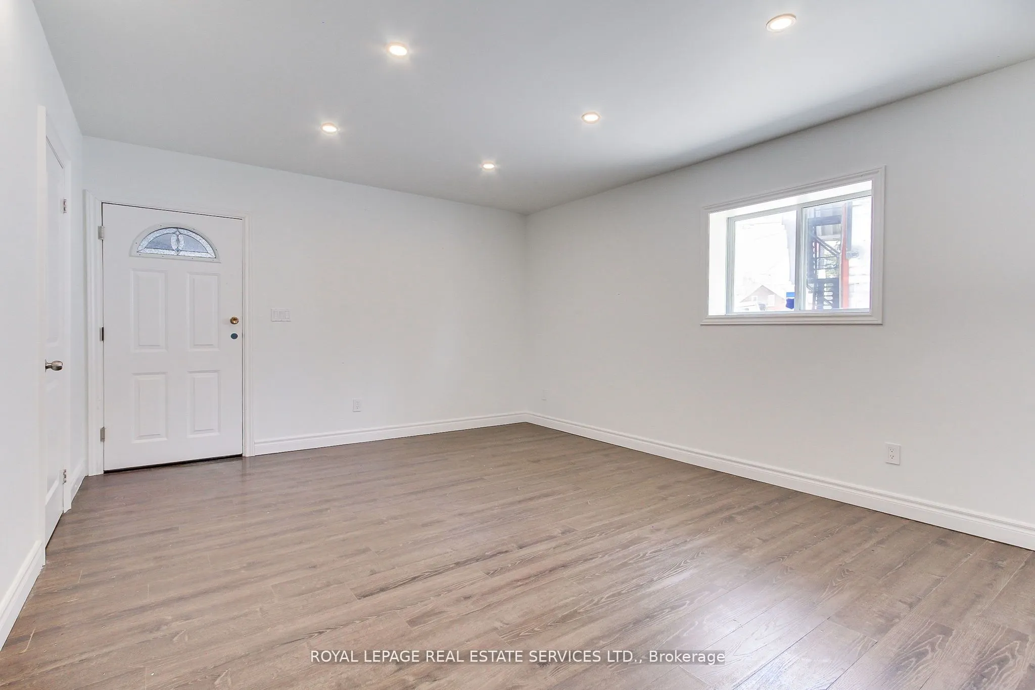 395 Bay Street