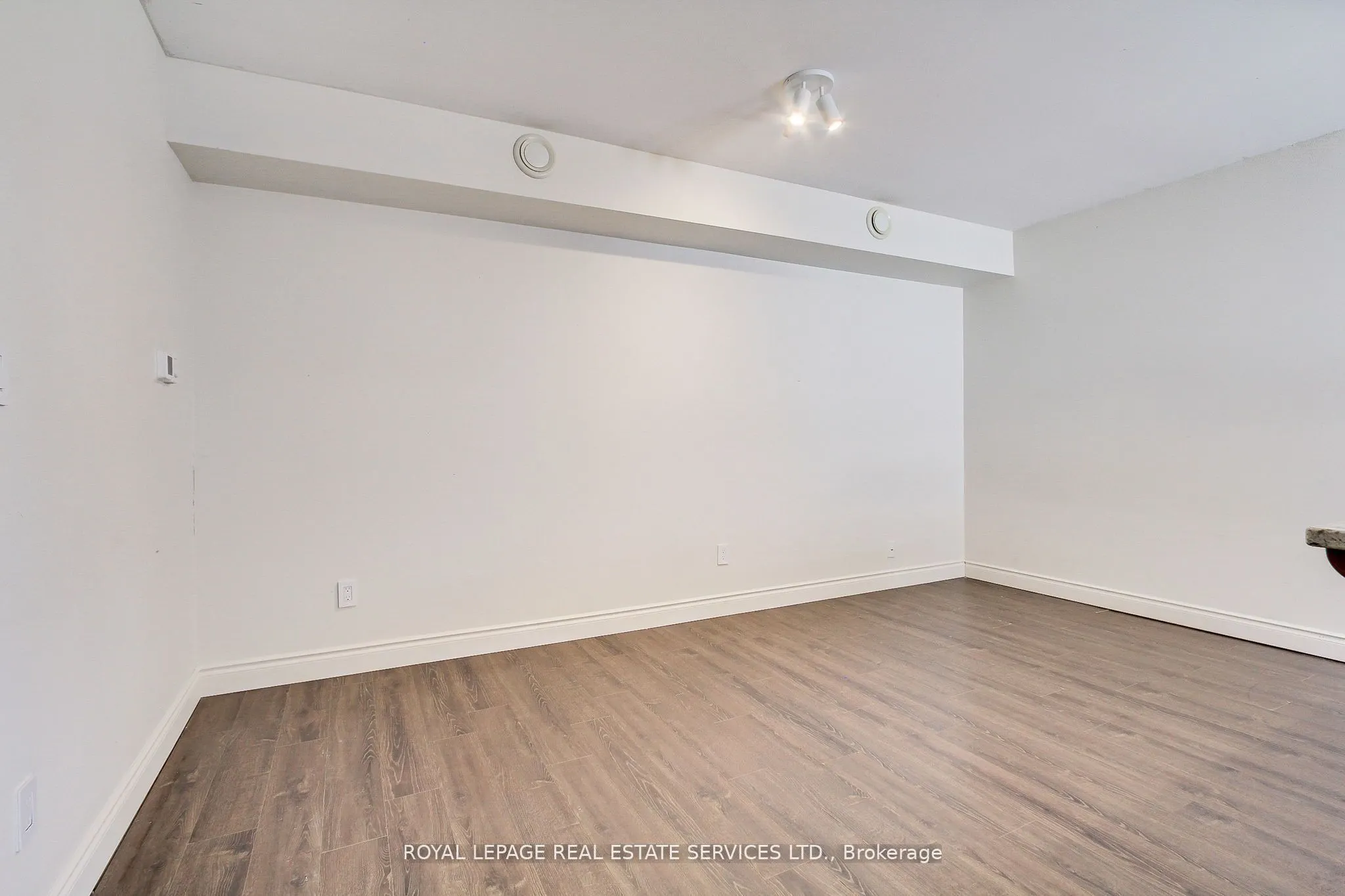 395 Bay Street
