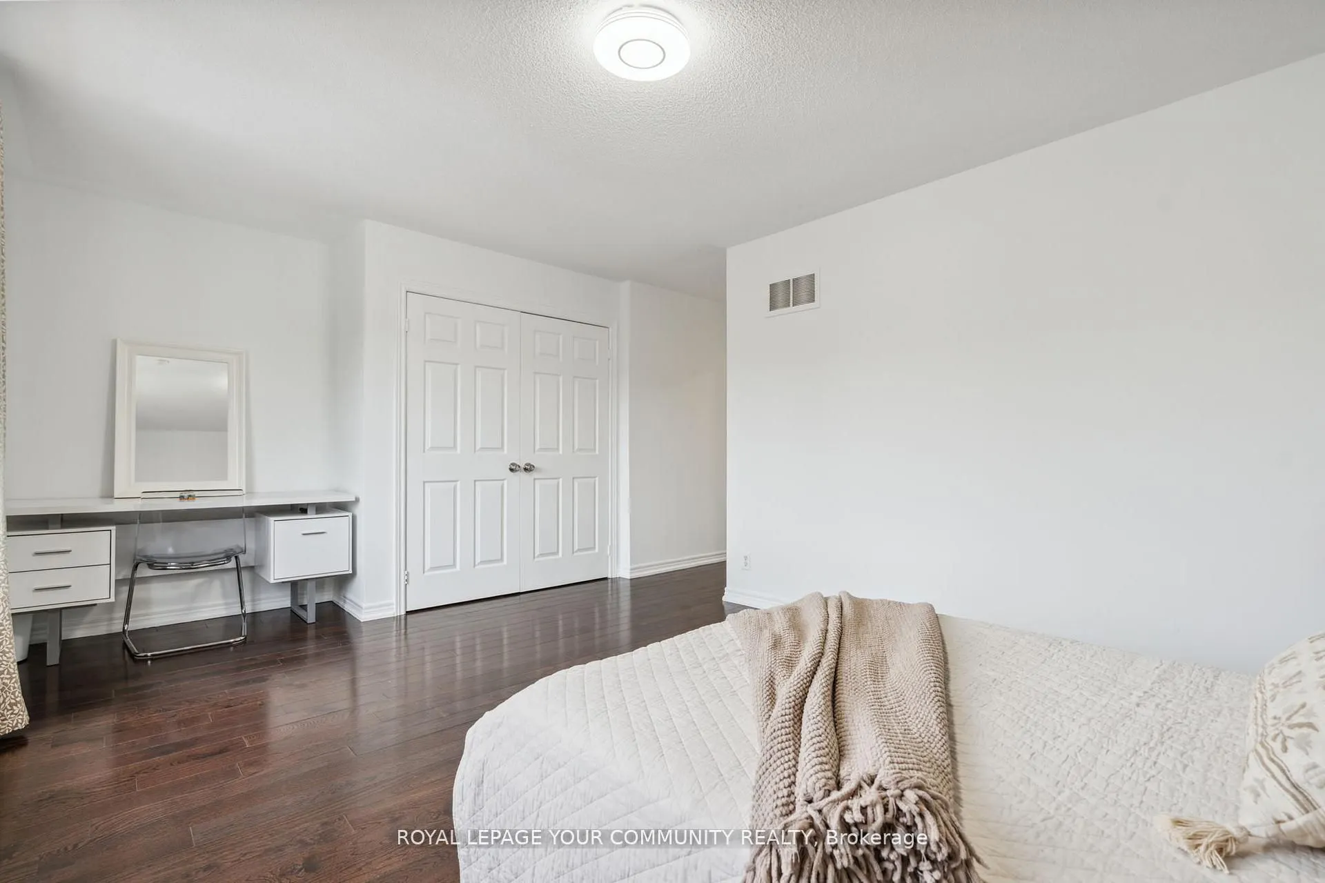 26 Ivy Jay Crescent