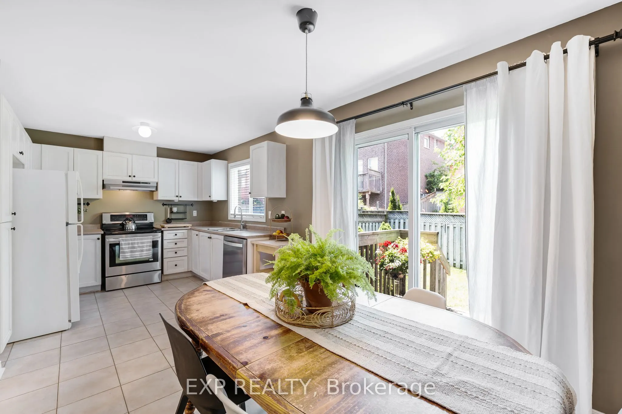 390 Flagstone Way