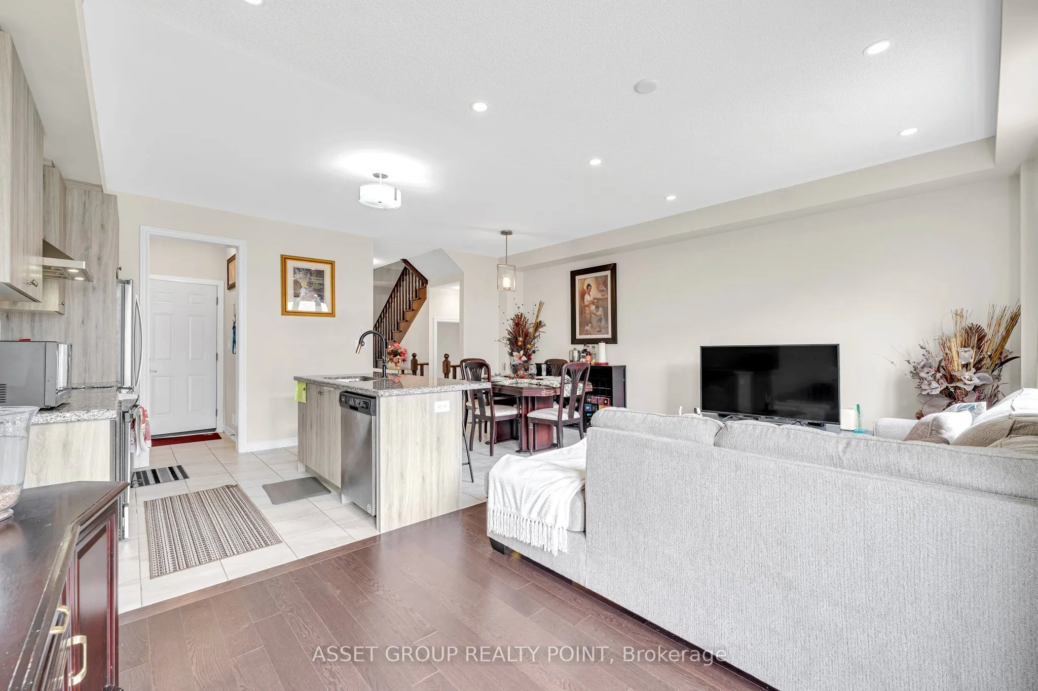 58 Clifford Crescent