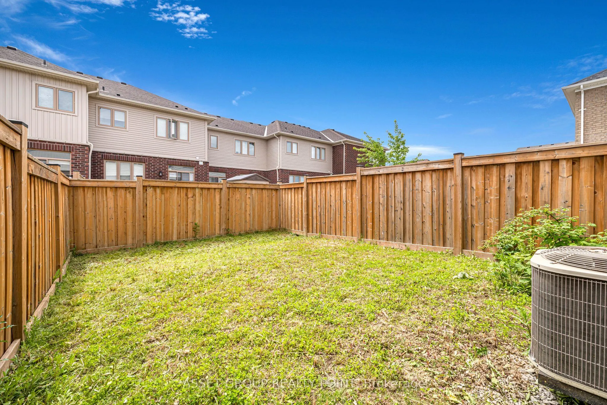 58 Clifford Crescent