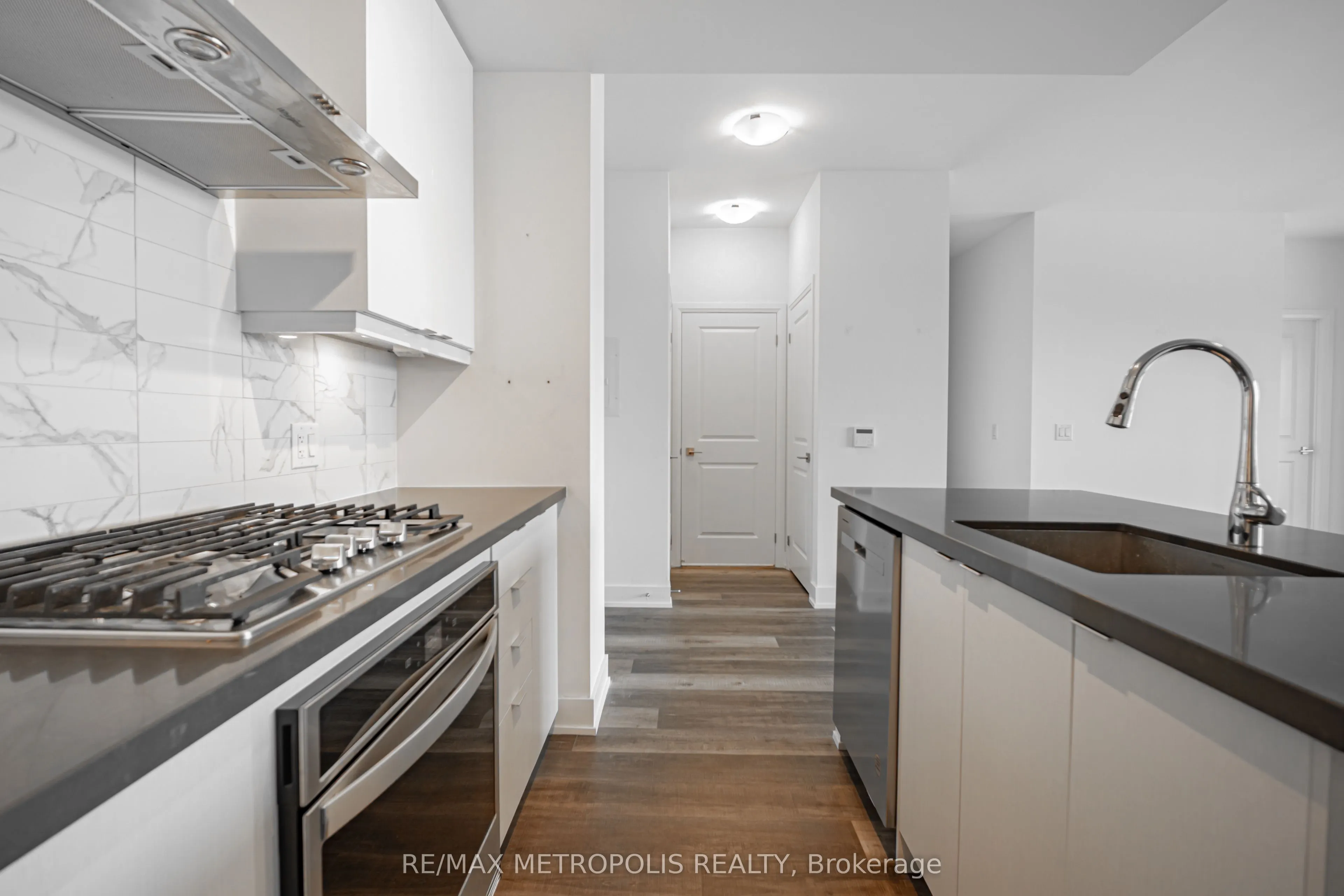 11782 NINTH Line, #413A