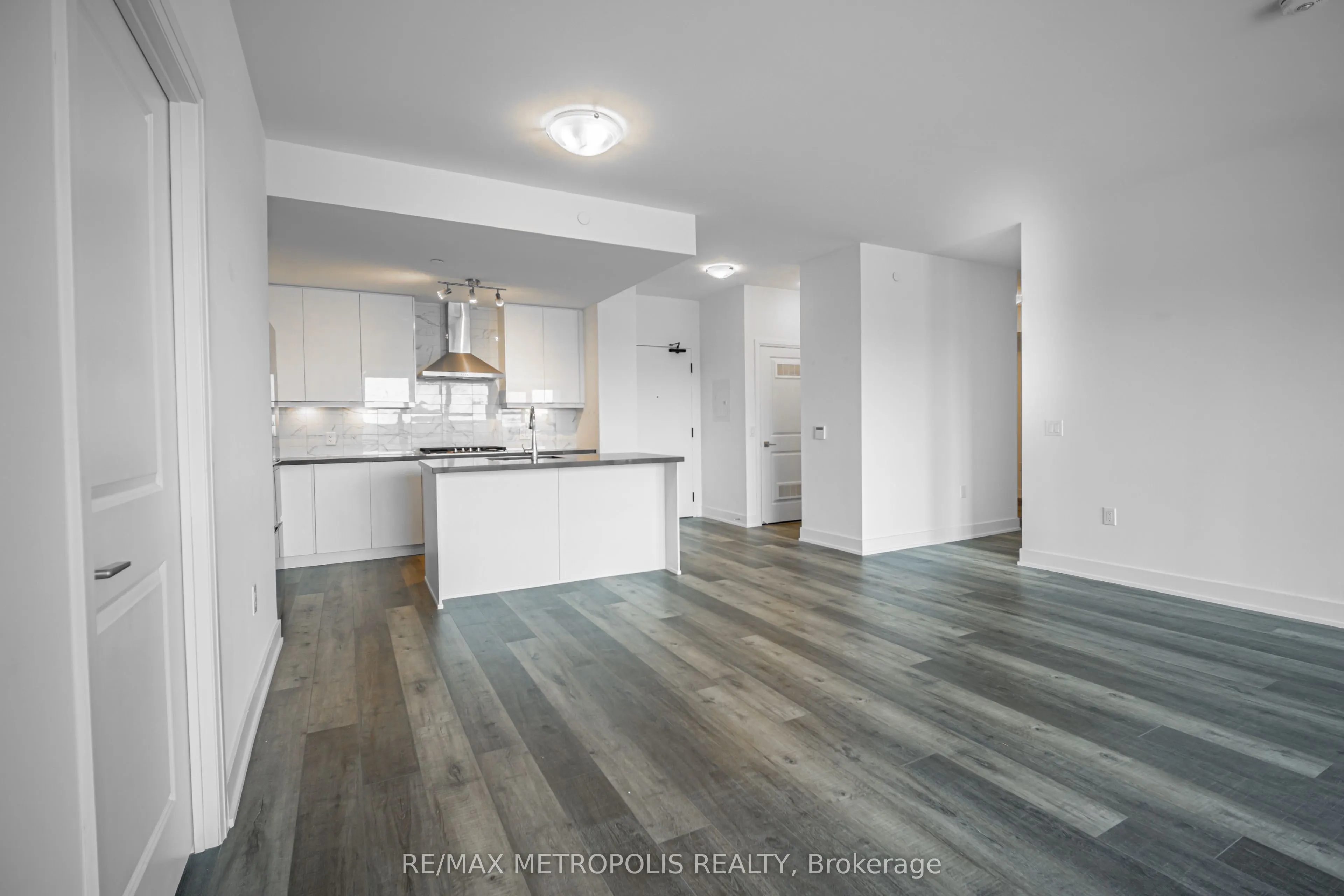 11782 NINTH Line, #413A