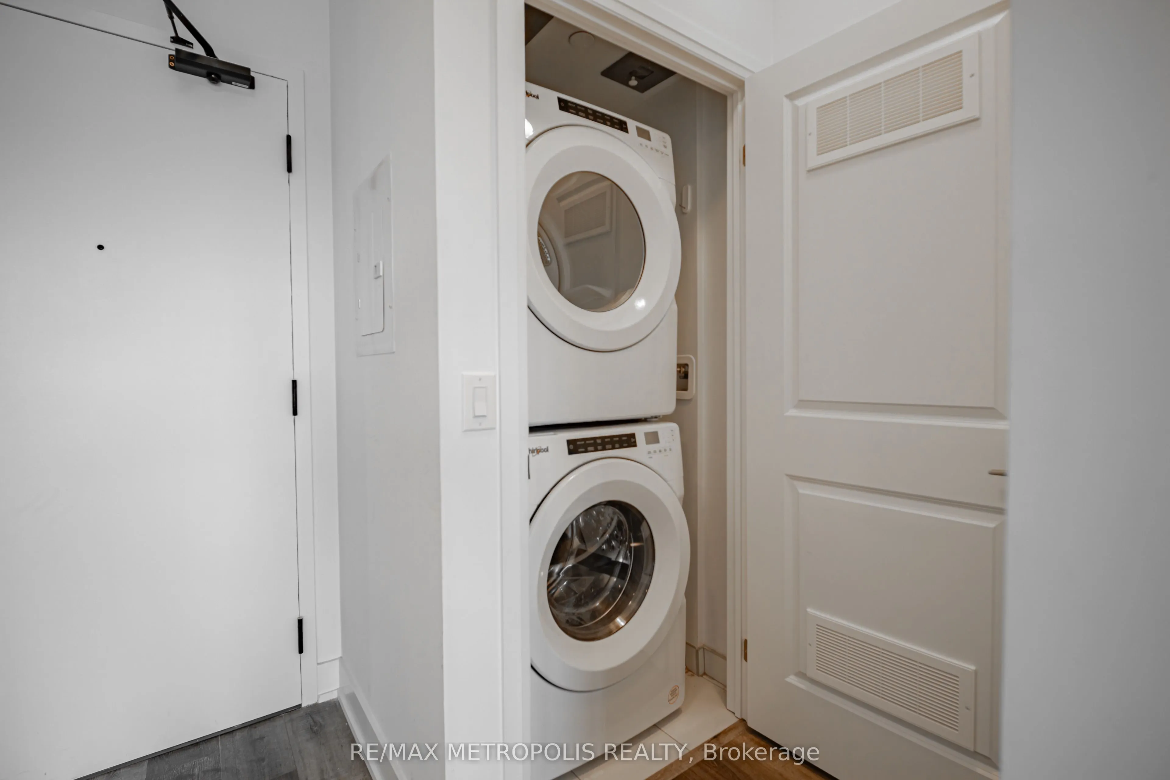 11782 NINTH Line, #413A