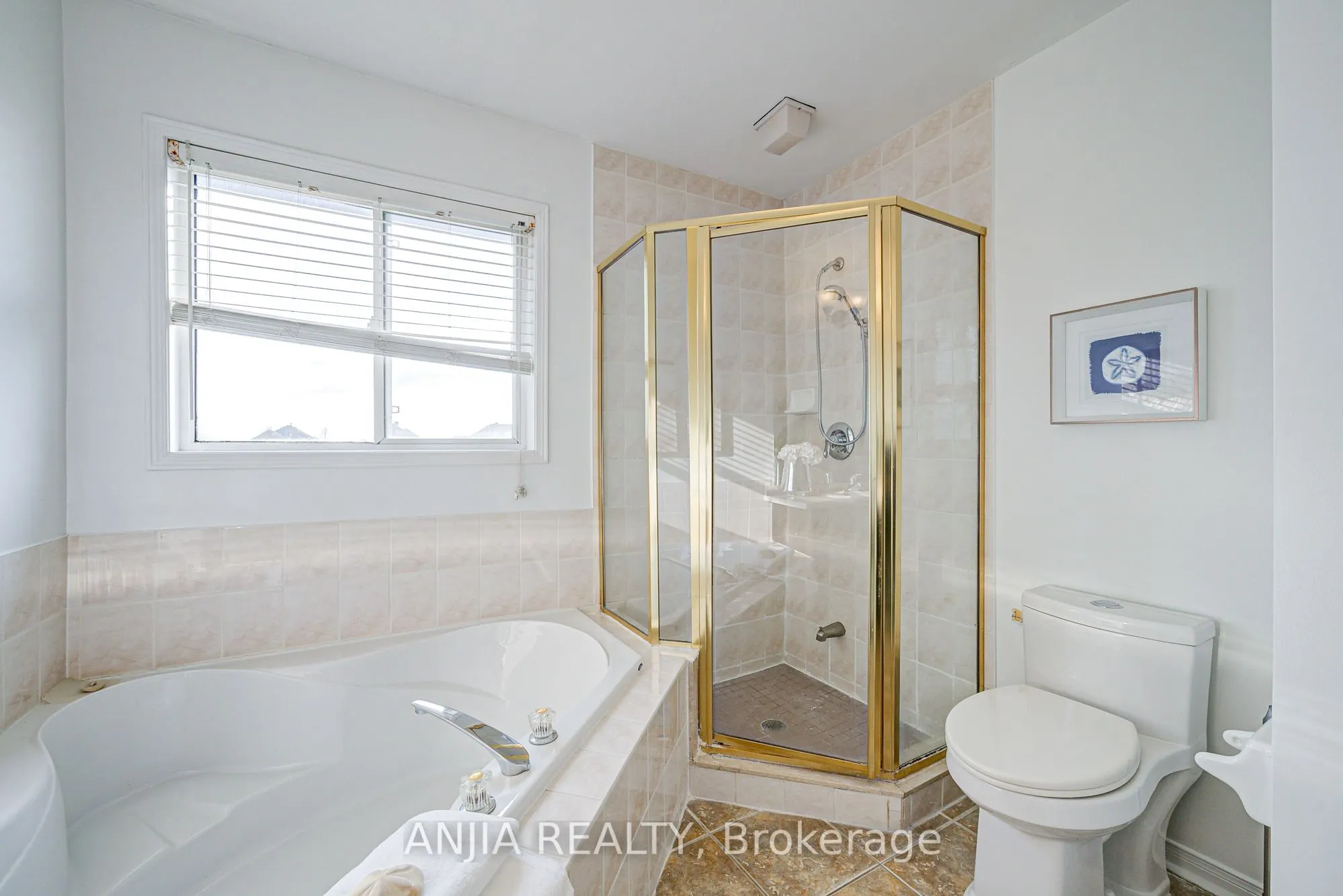 14 Fairlawn Avenue