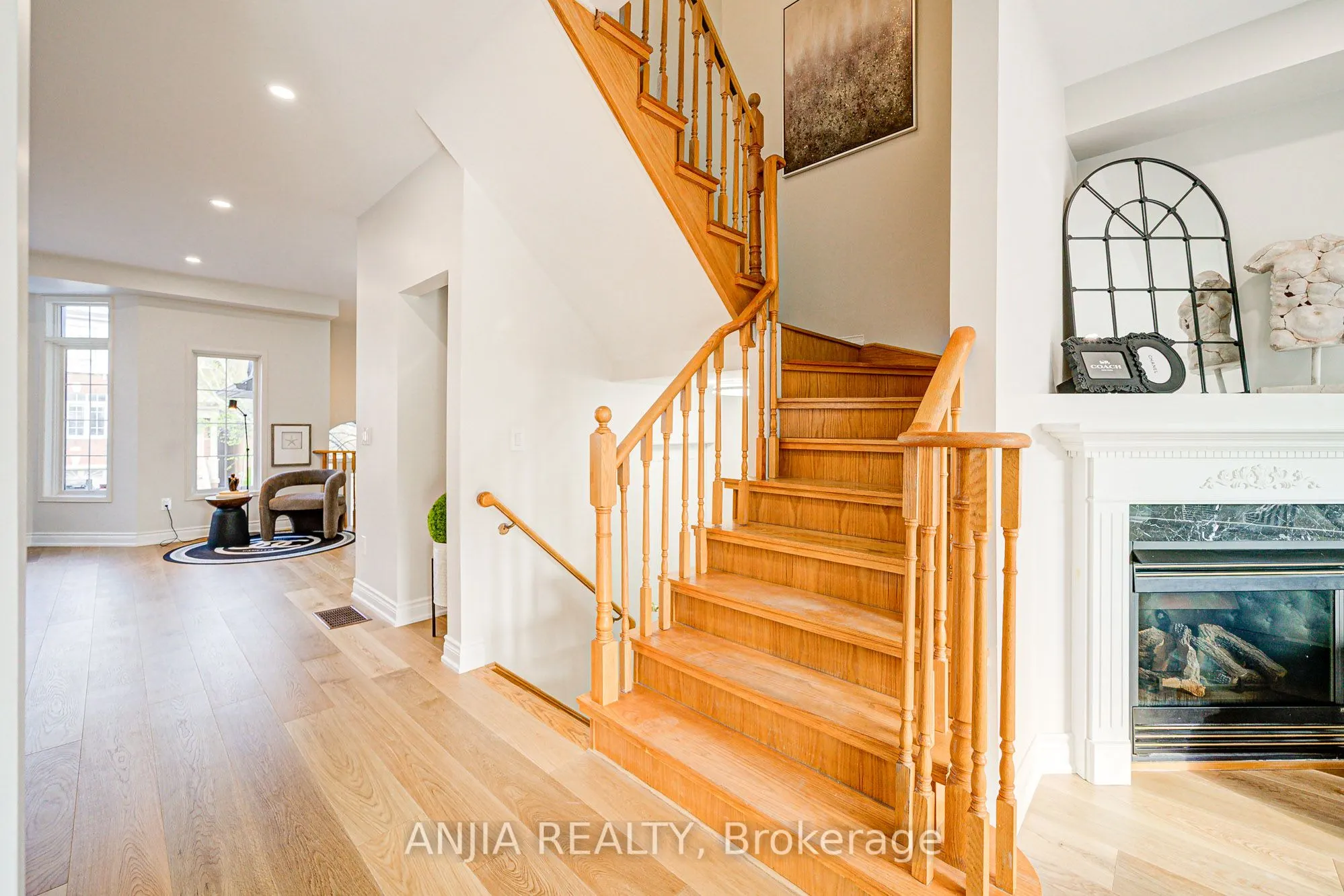 14 Fairlawn Avenue
