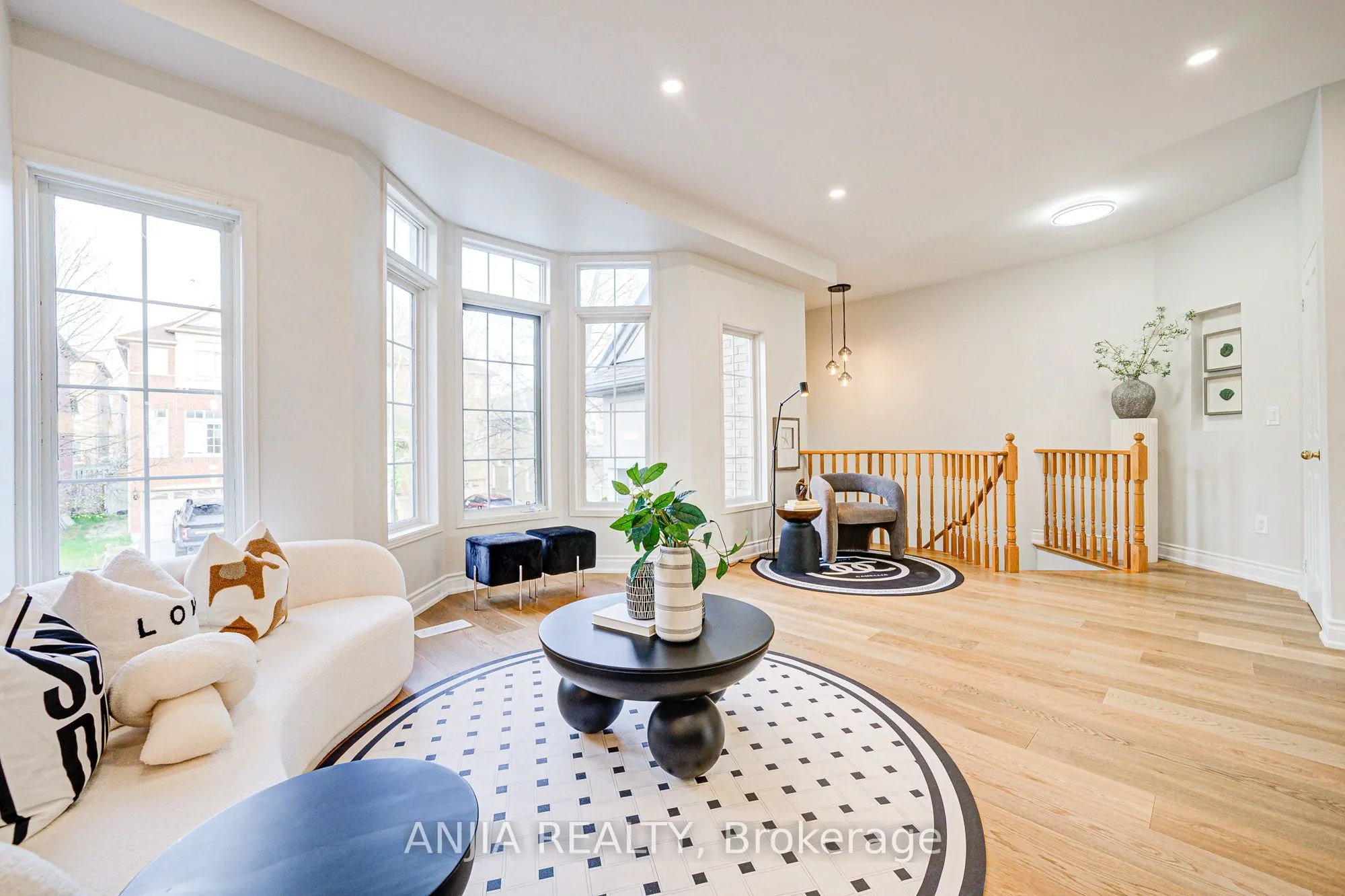 14 Fairlawn Avenue