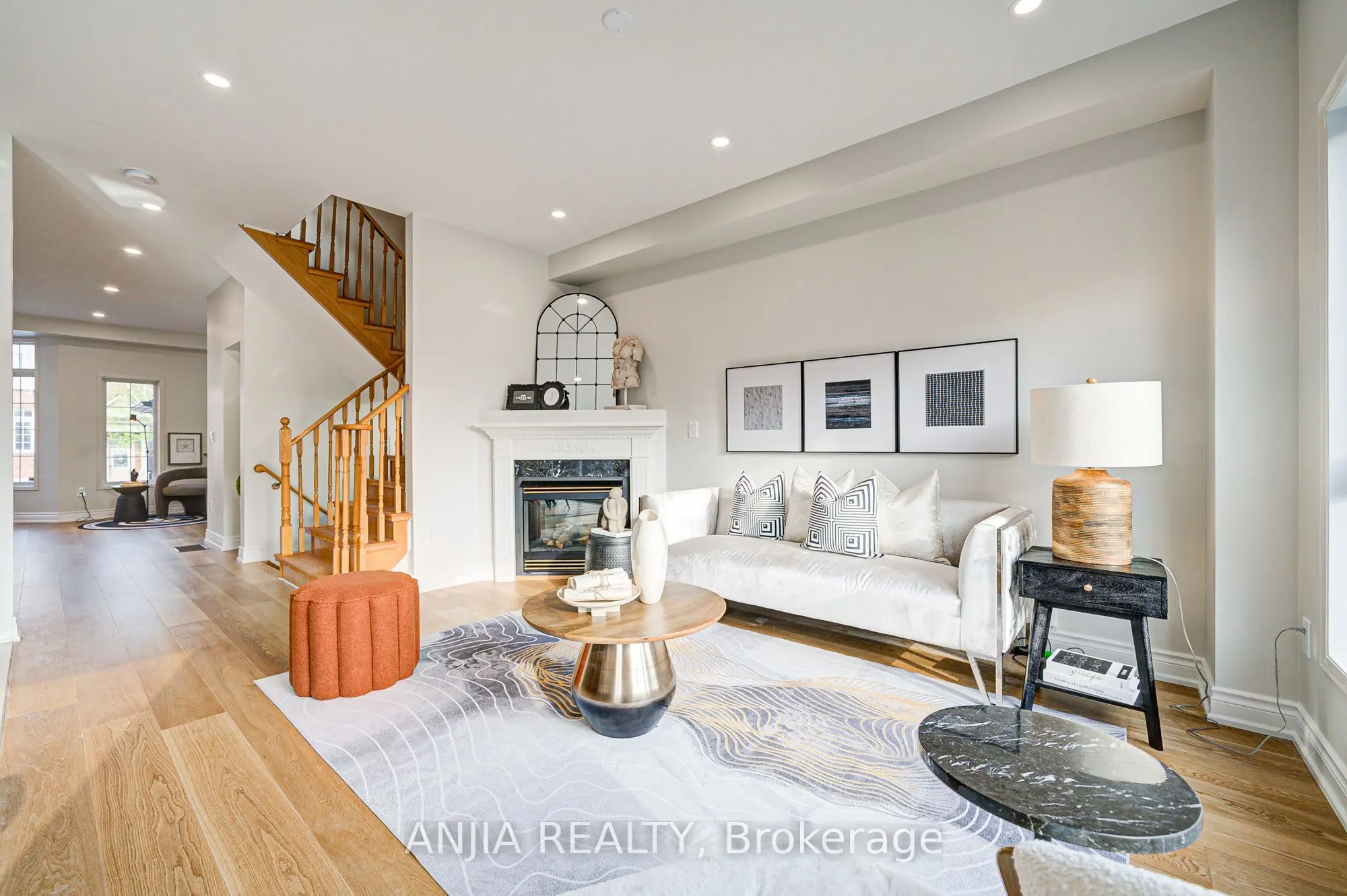 14 Fairlawn Avenue
