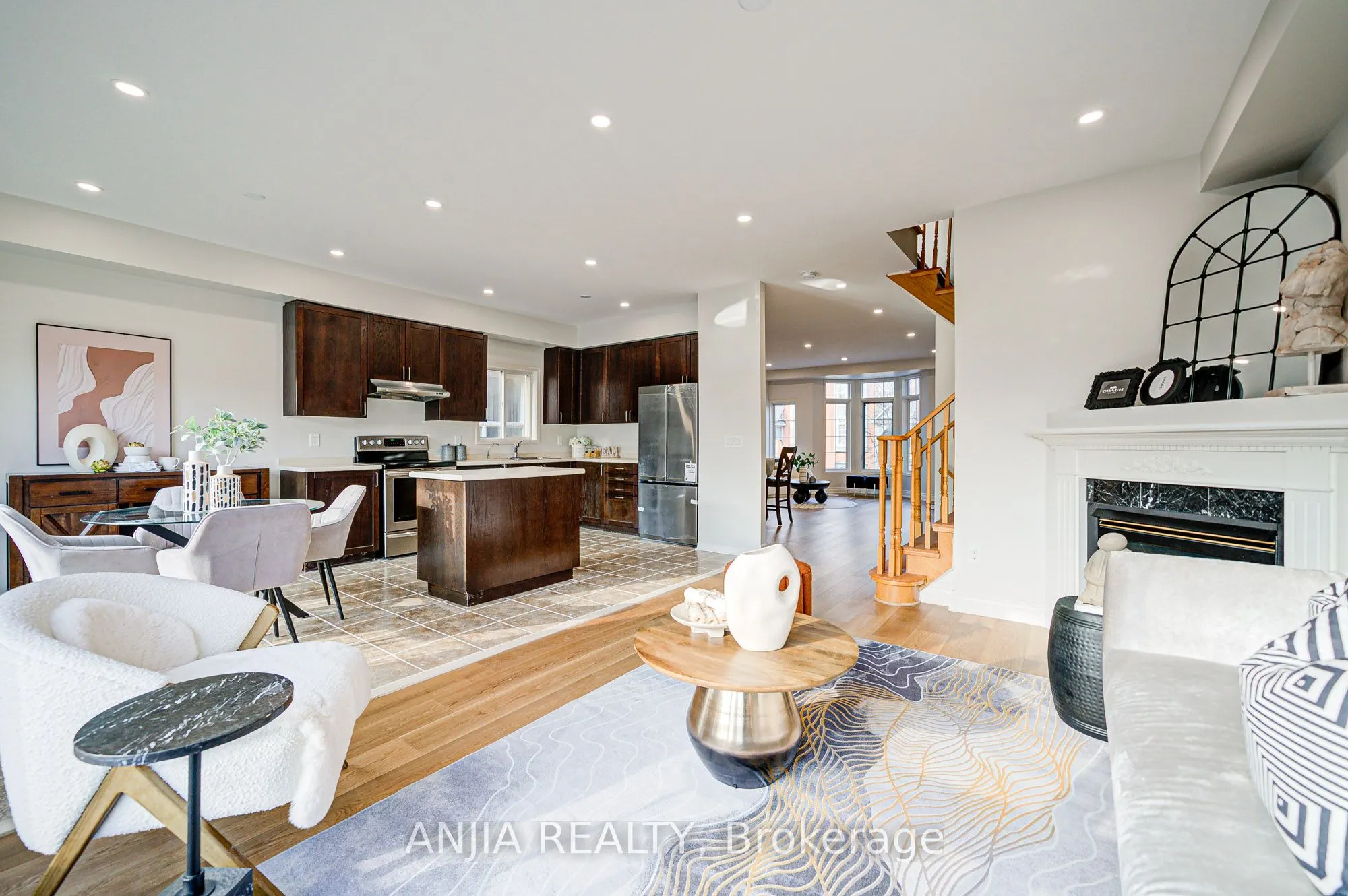 14 Fairlawn Avenue