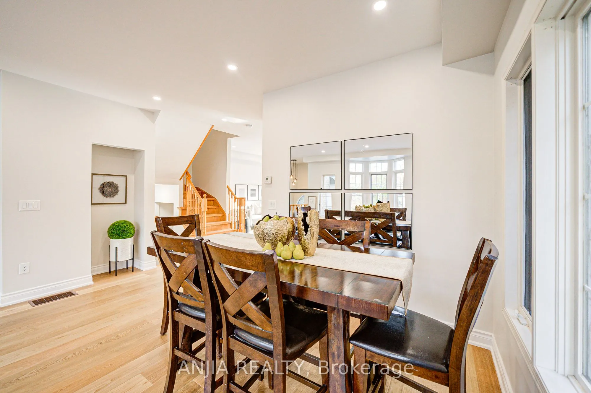 14 Fairlawn Avenue