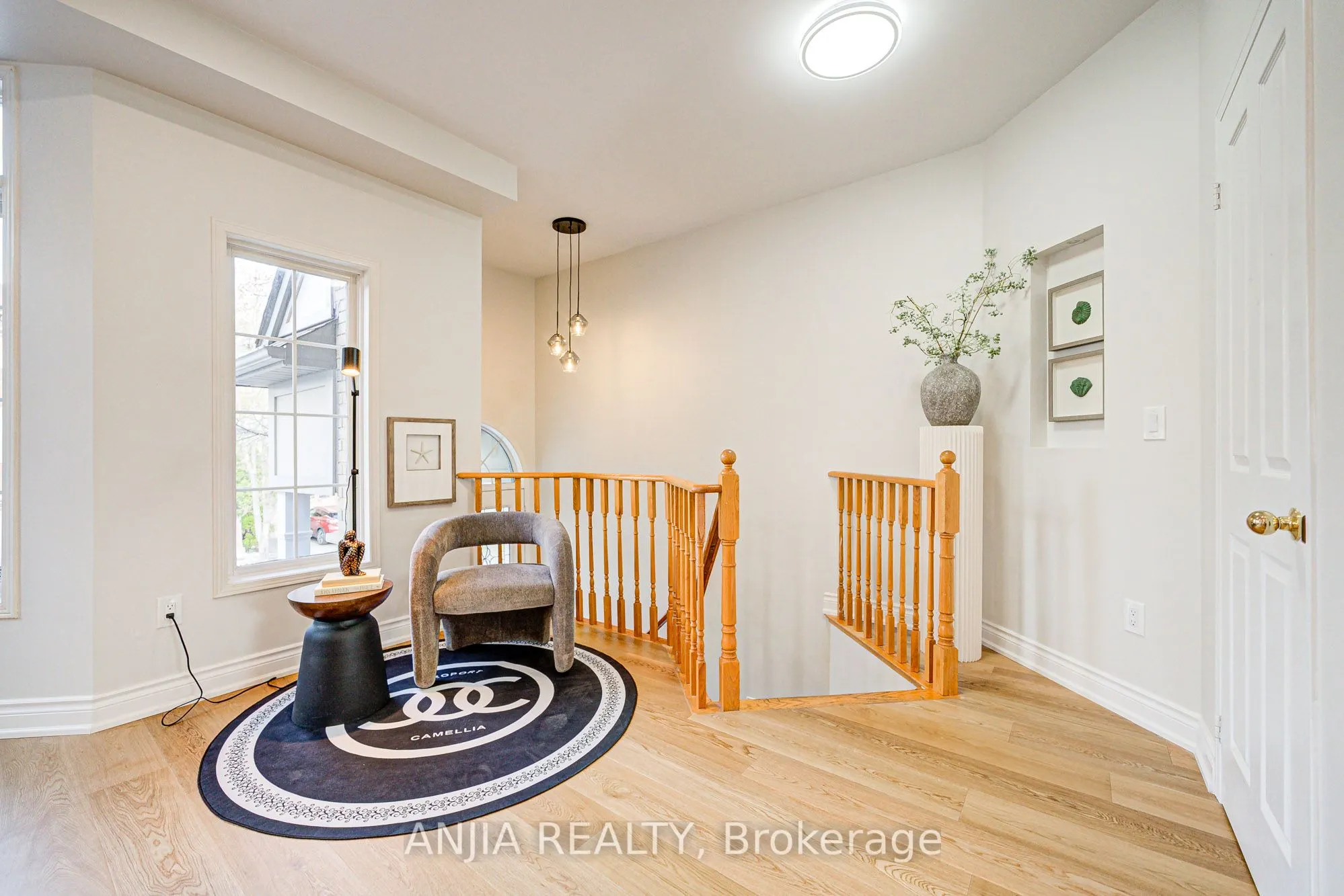 14 Fairlawn Avenue