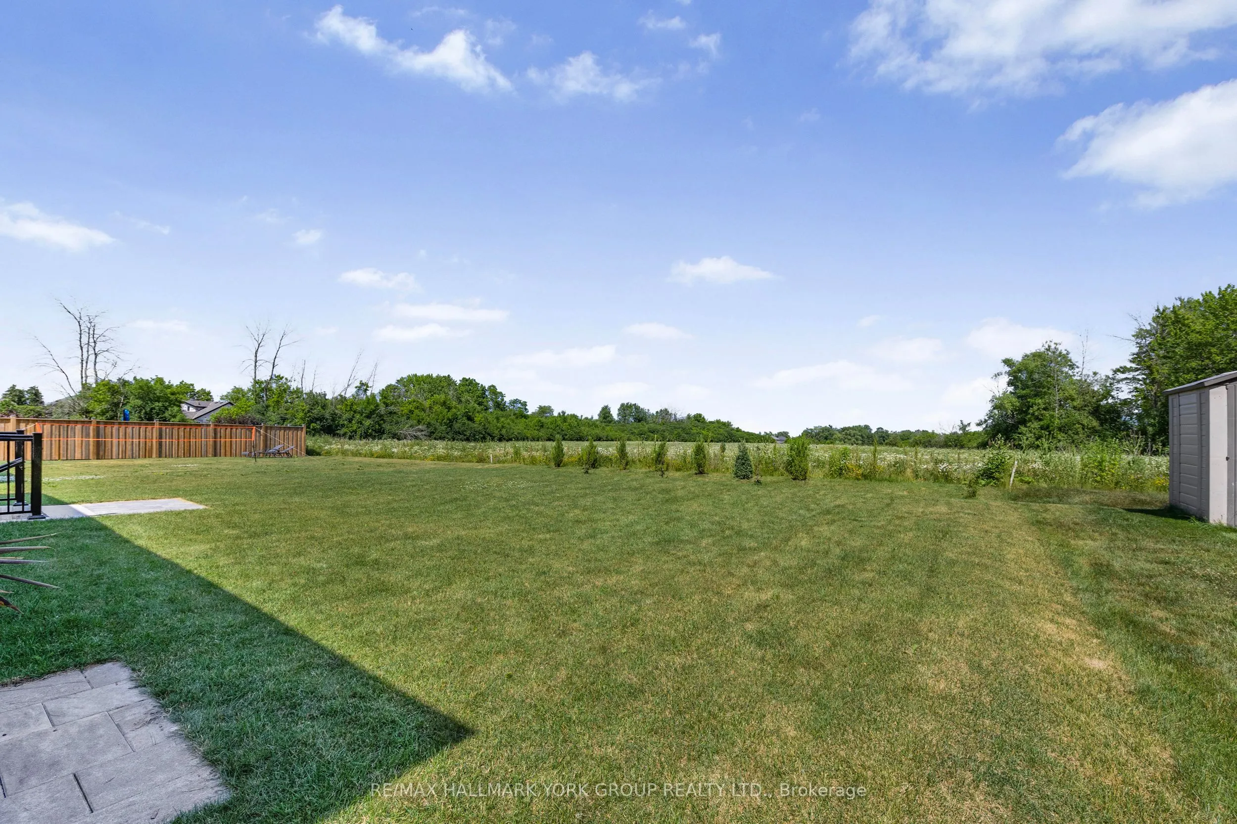 843 Trivetts Road E