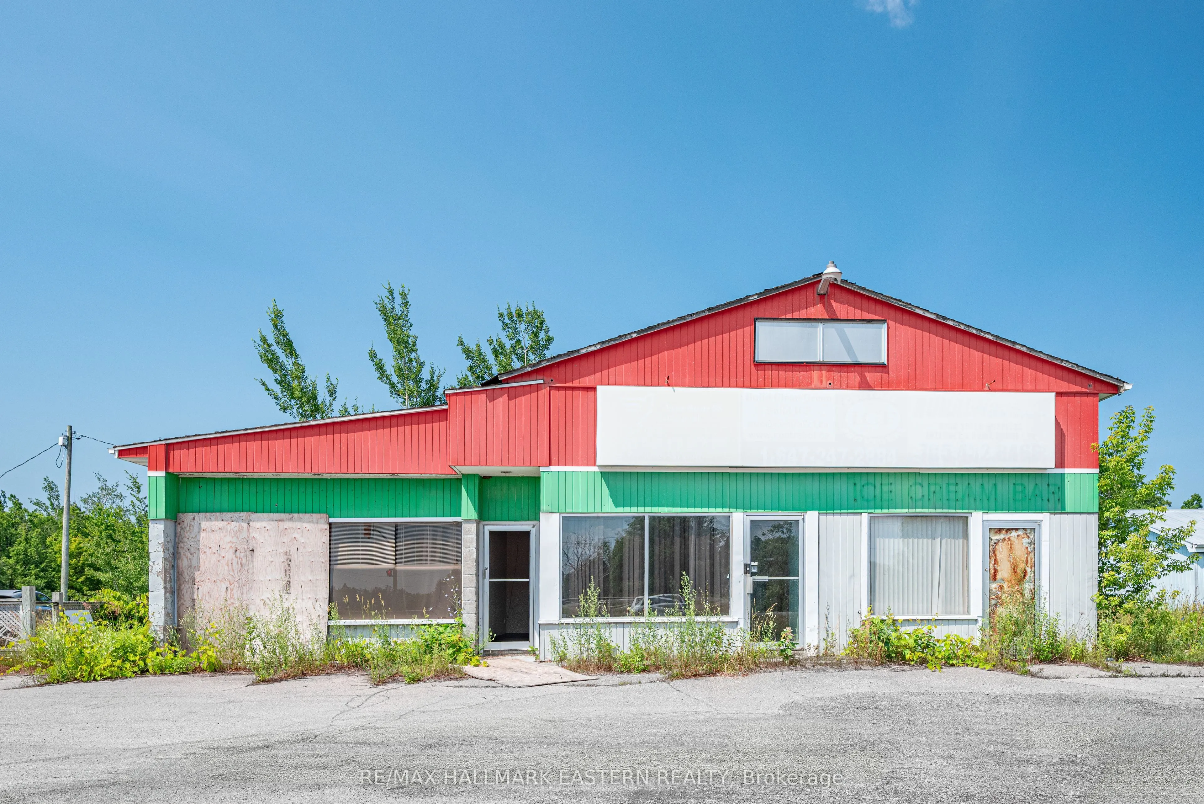 1195 Durham Road 12